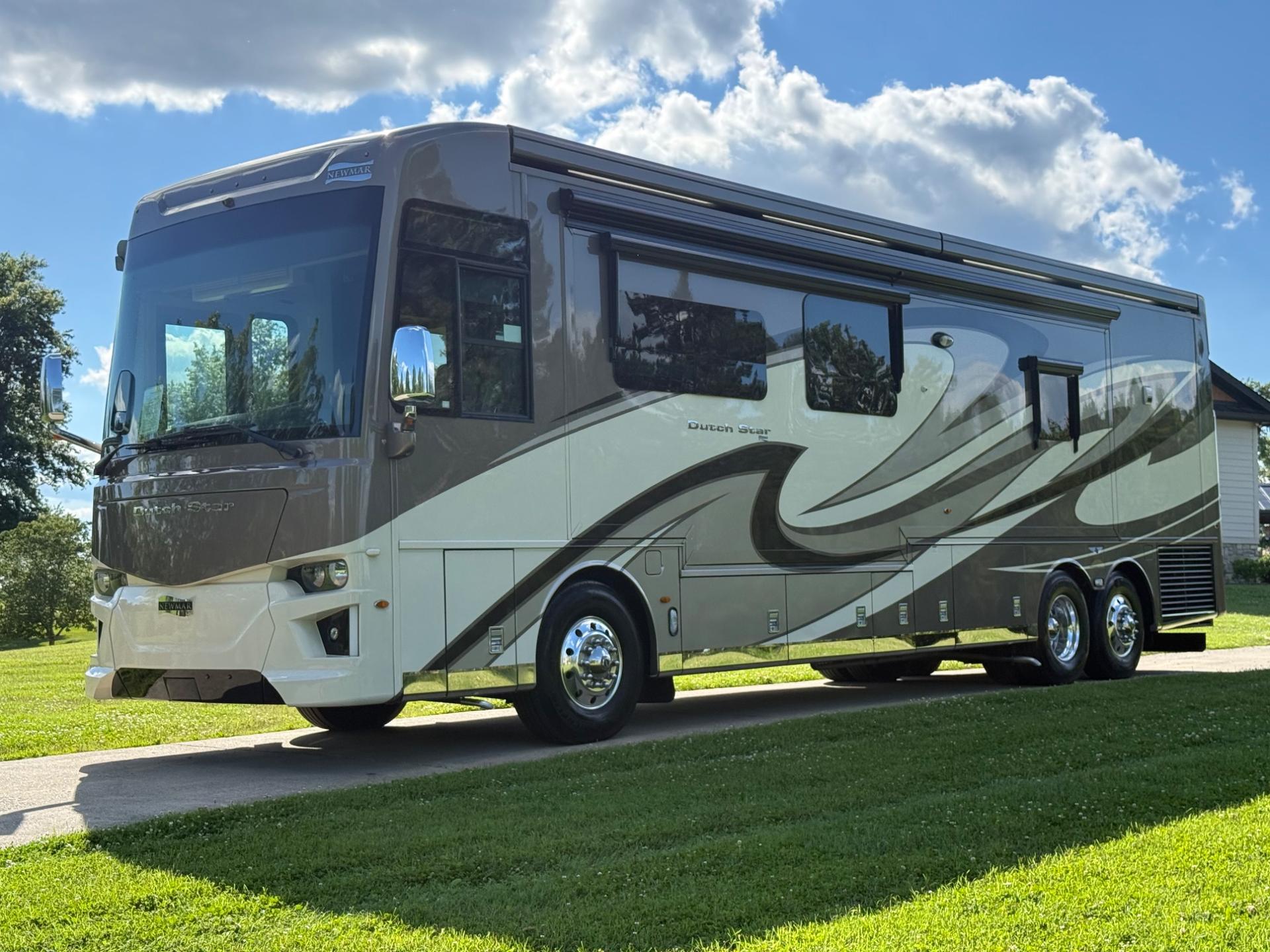2020 Newmar  2020 Newmar  Dutchstar  - thumbnail 7