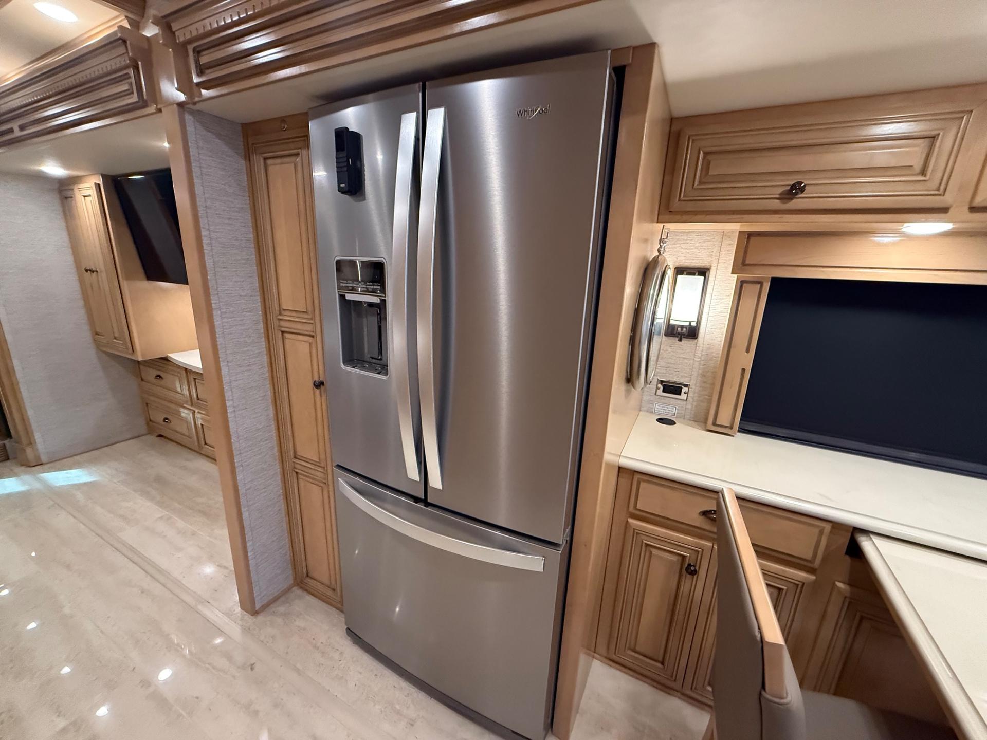 2020 Newmar  2020 Newmar  Dutchstar  - thumbnail 38
