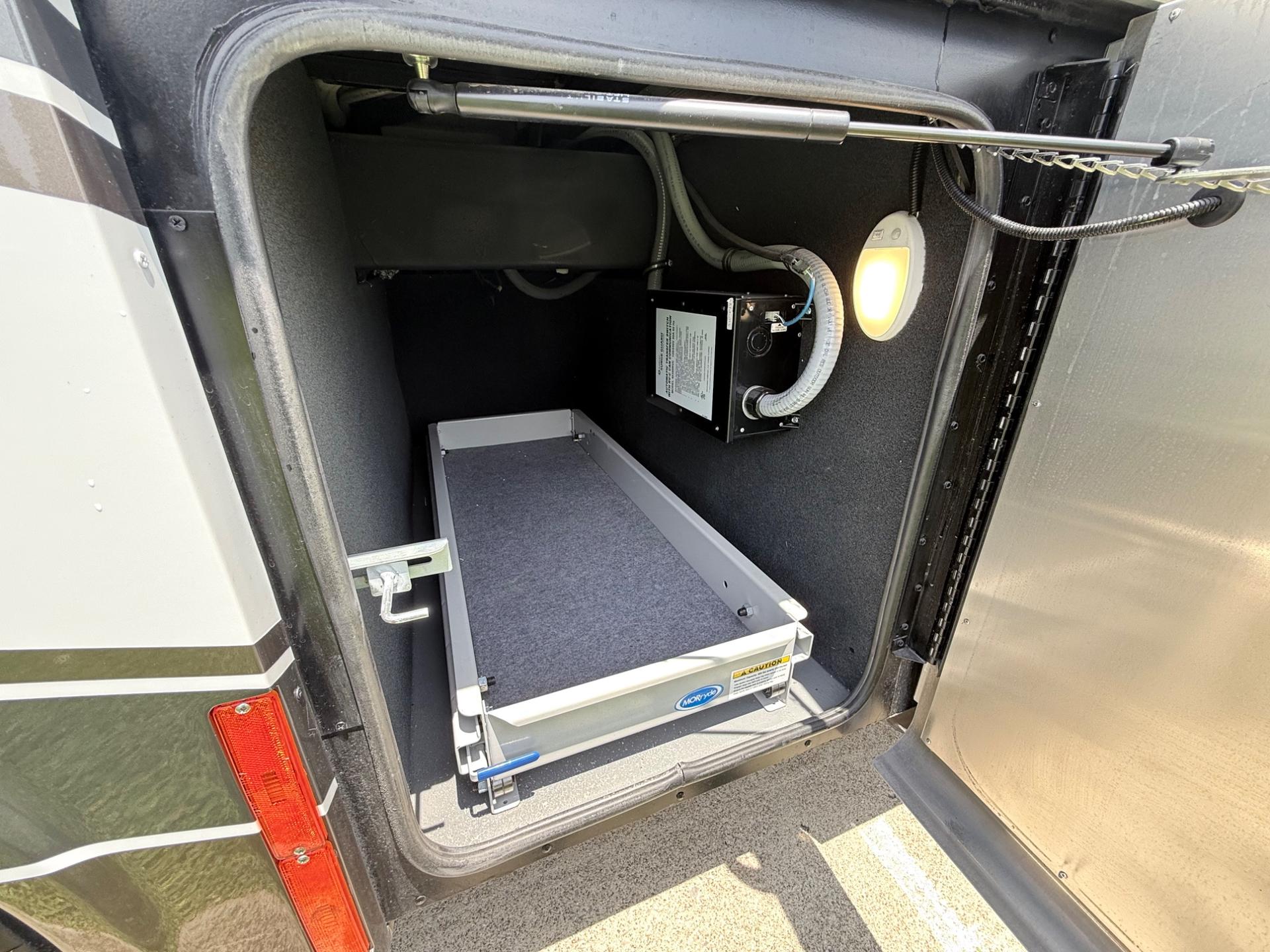 2025 TIFFIN MOTORHOMES 2025 TIFFIN MOTORHOMES Phaeton - thumbnail 13