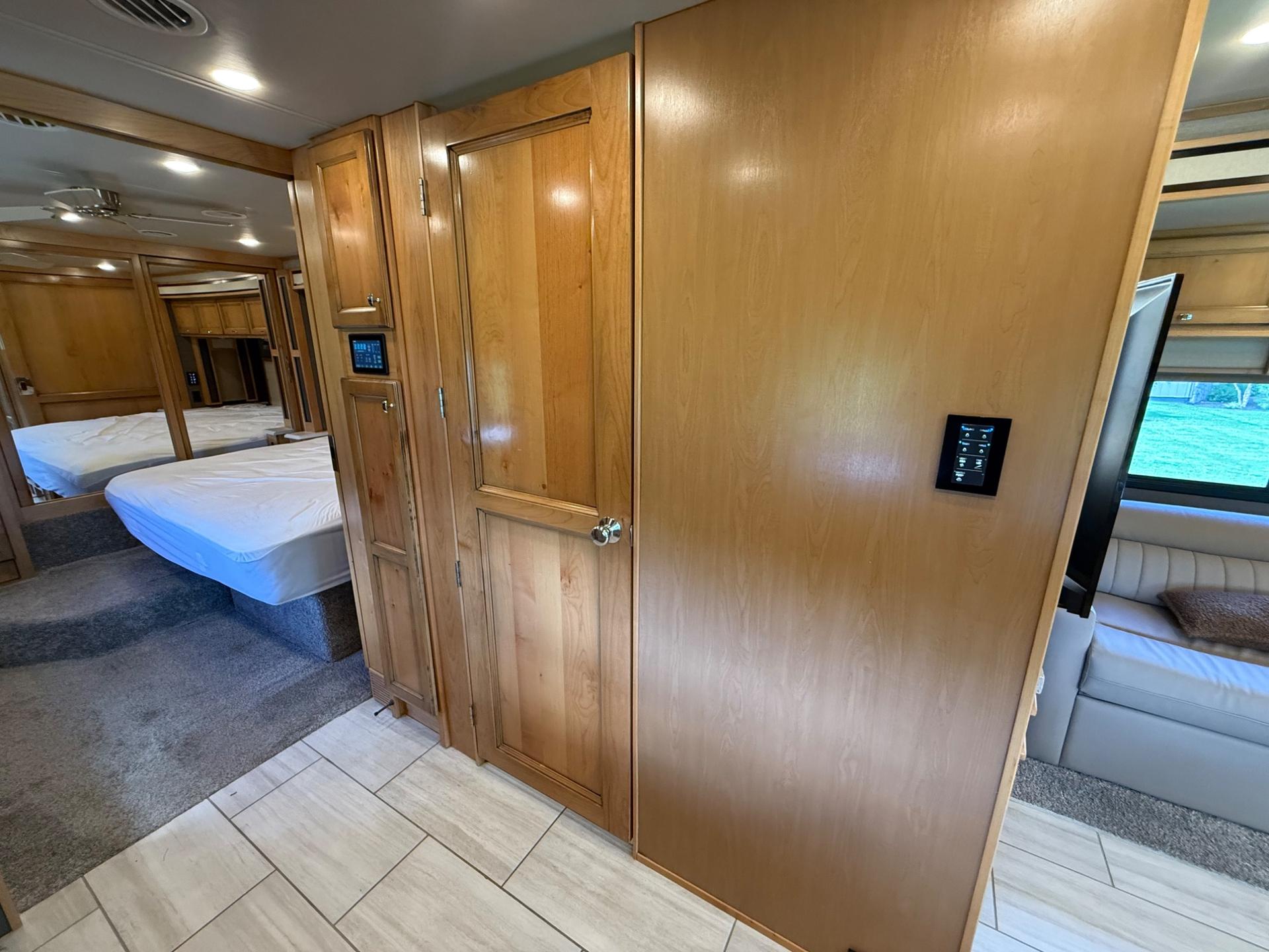 2021 TIFFIN MOTORHOMES 2021 TIFFIN MOTORHOMES Allegro Red - thumbnail 39