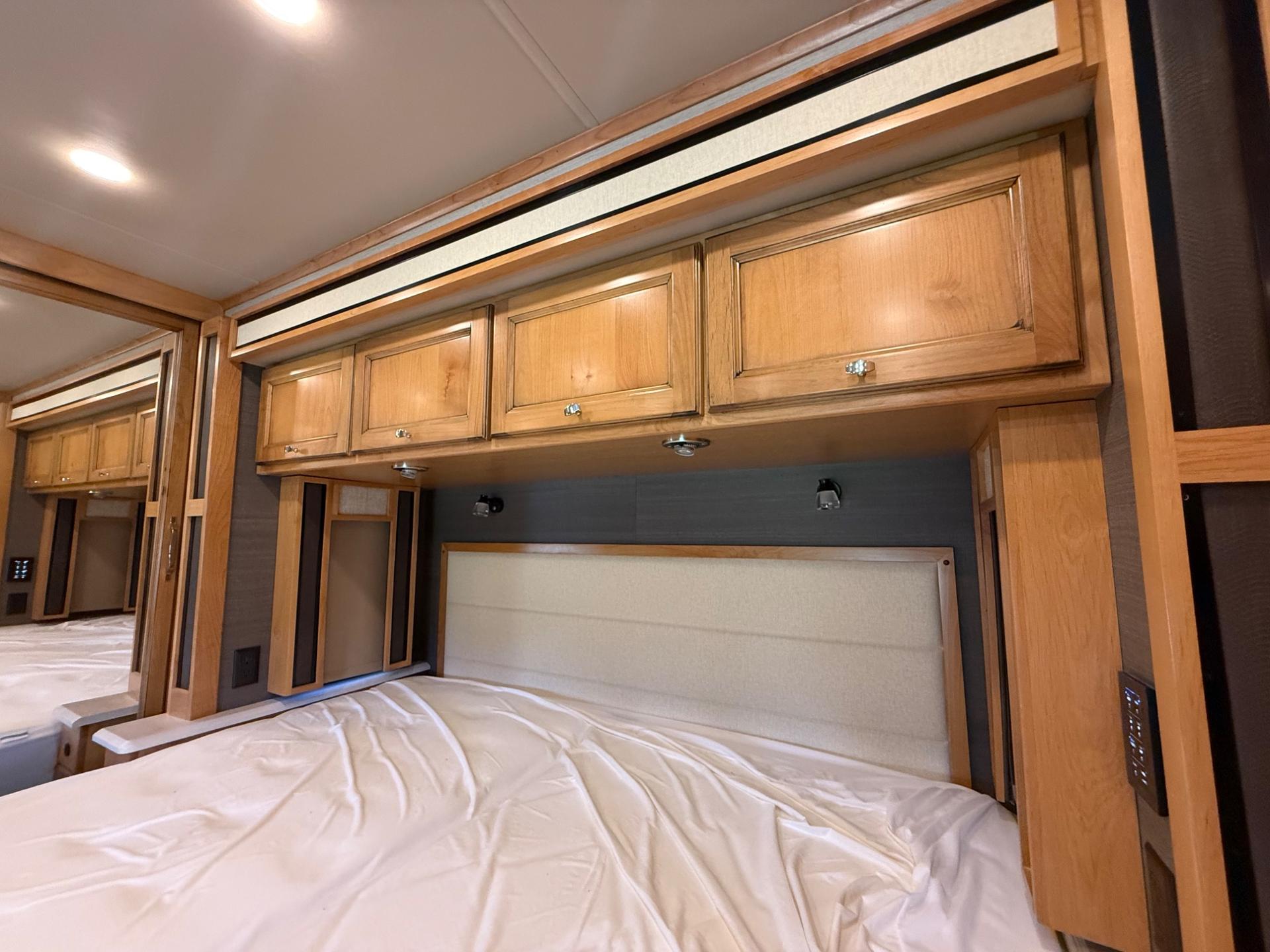 2021 TIFFIN MOTORHOMES 2021 TIFFIN MOTORHOMES Allegro Red - thumbnail 46