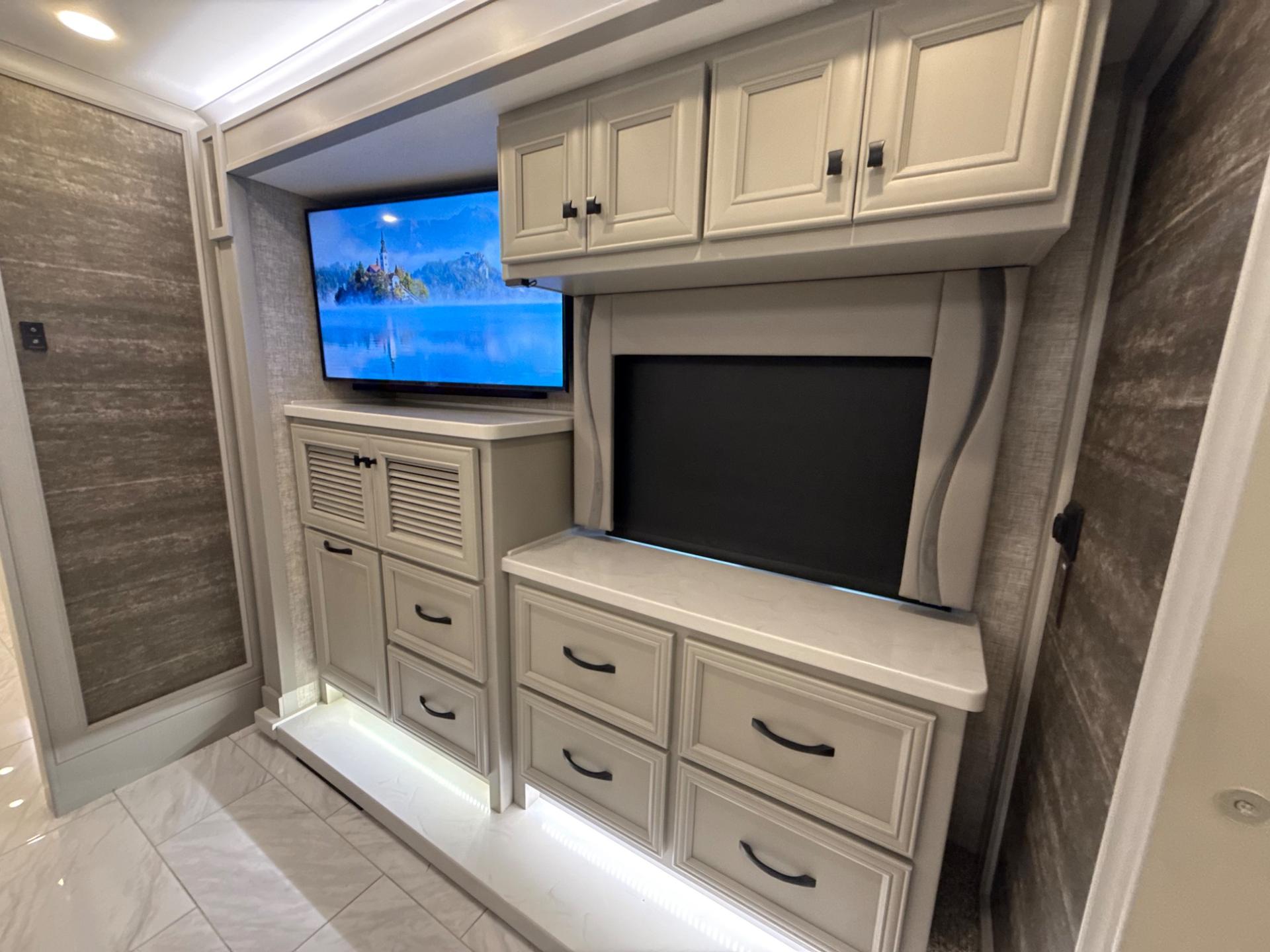 2025 TIFFIN MOTORHOMES 2025 TIFFIN MOTORHOMES Phaeton - thumbnail 55