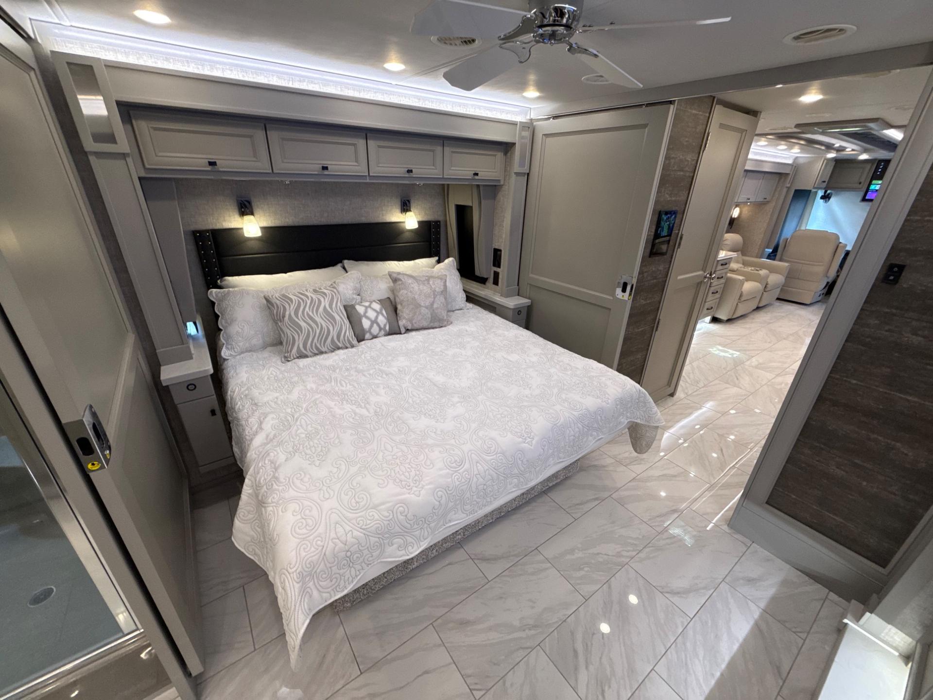 2025 TIFFIN MOTORHOMES 2025 TIFFIN MOTORHOMES Phaeton - thumbnail 49