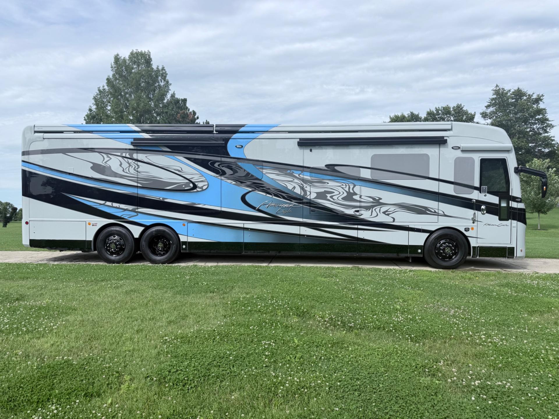 2027 American Coach 2027 American Coach American Eagle - thumbnail 3
