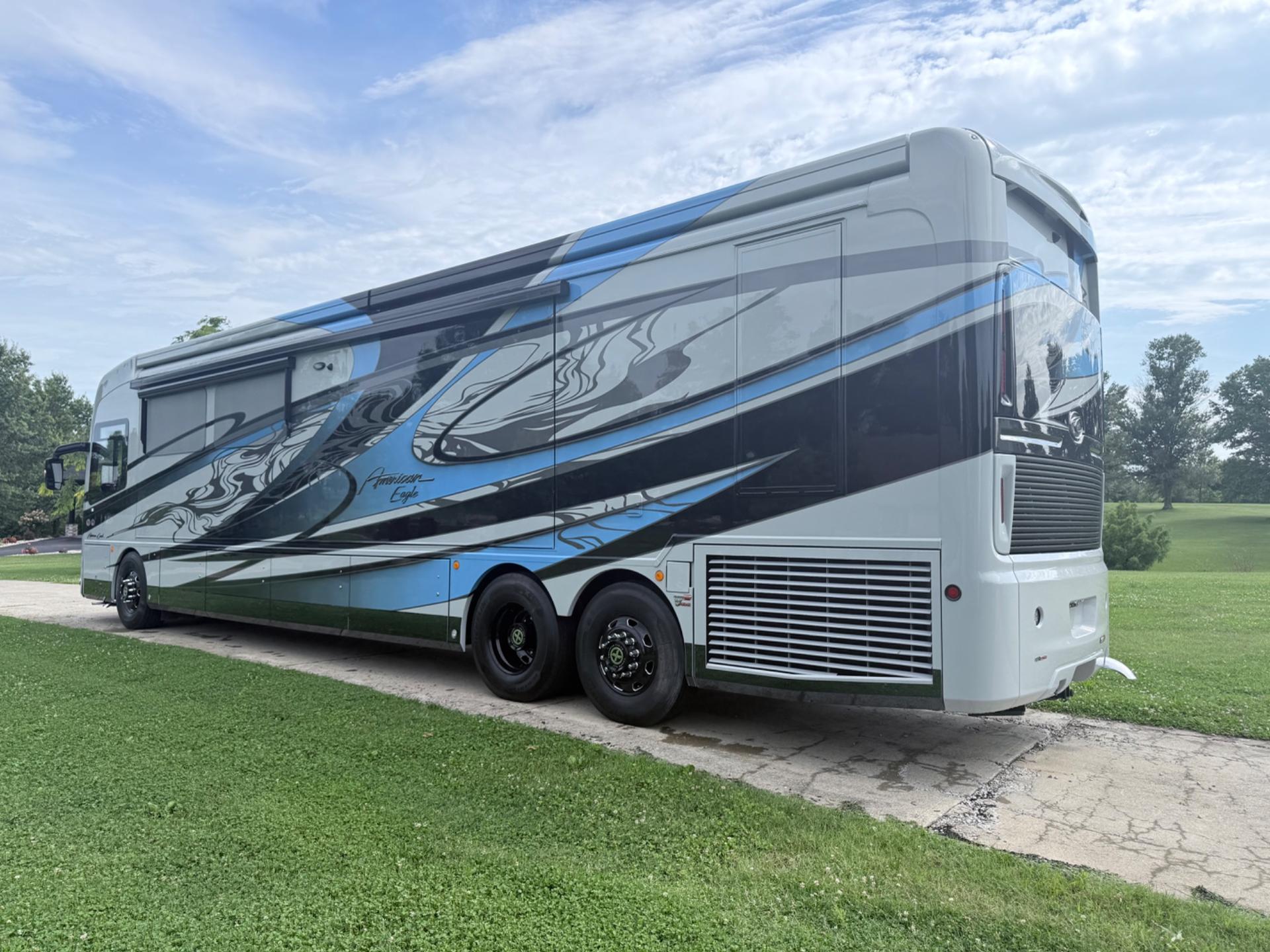 2027 American Coach 2027 American Coach American Eagle - thumbnail 6