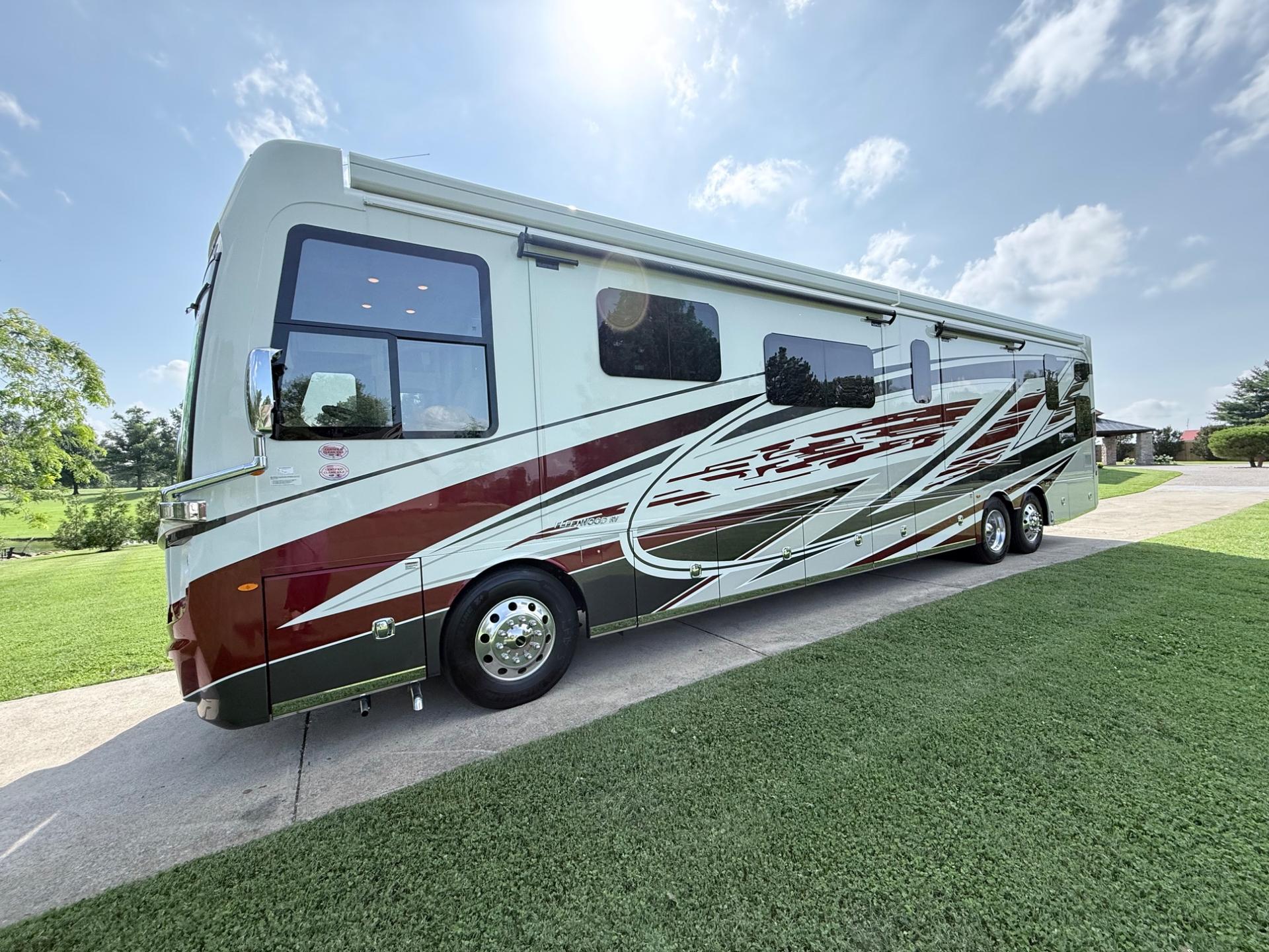 2027 Fleetwood  2027 Fleetwood  Discovery LXE - thumbnail 7