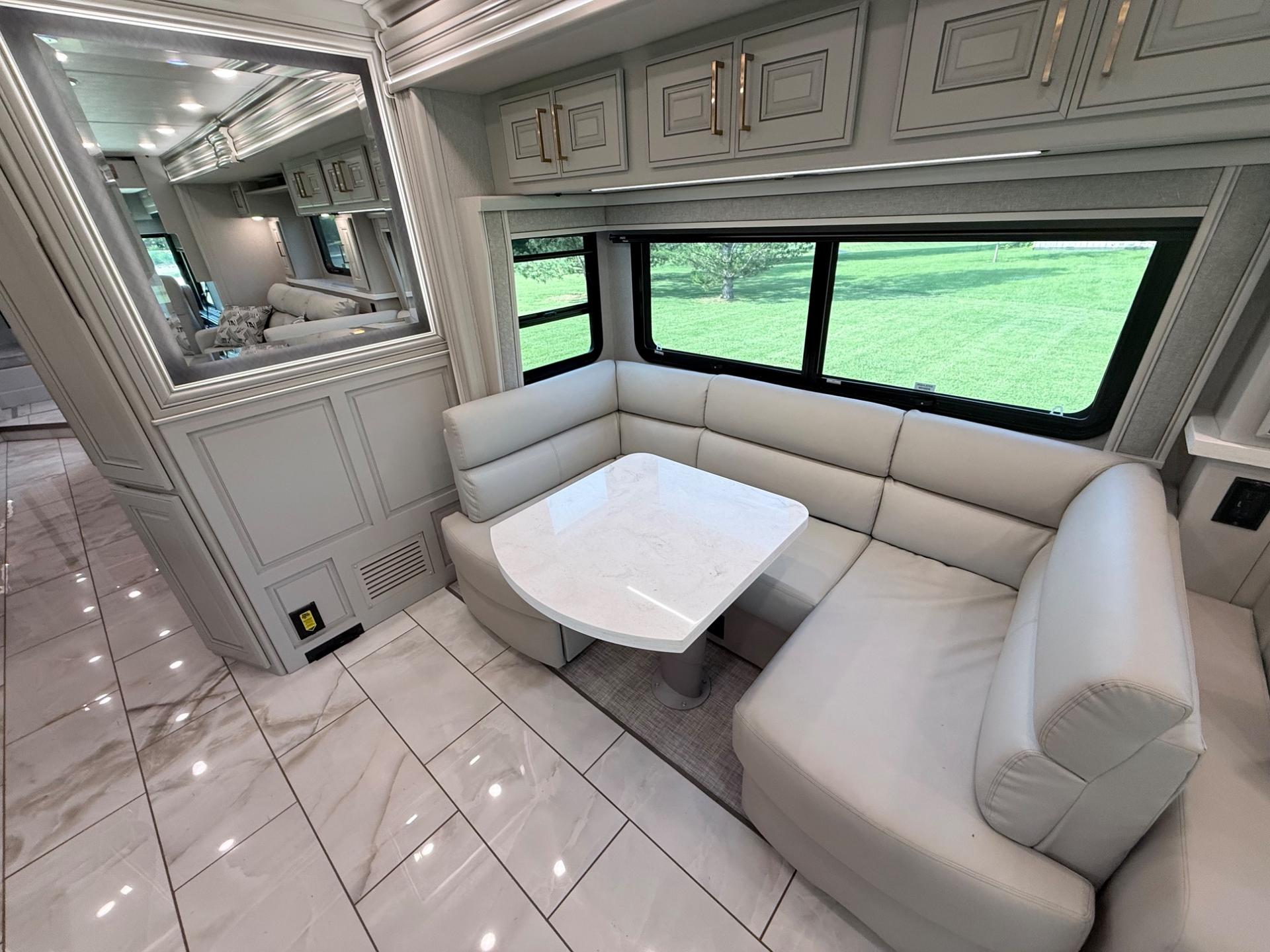 2027 Fleetwood  2027 Fleetwood  Discovery LXE - thumbnail 20