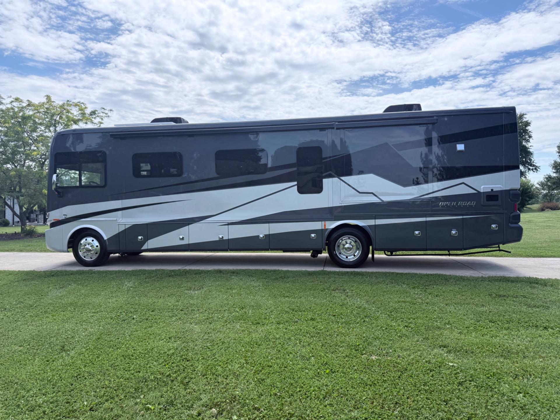 2026 Tiffin 2026 Tiffin Allegro Open Road - thumbnail 6