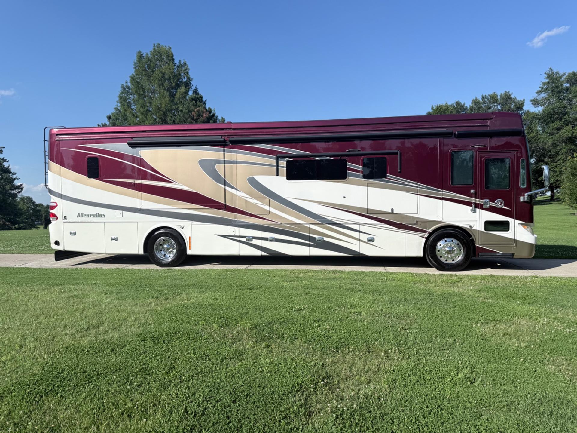 2015 TIFFIN MOTORHOMES 2015 TIFFIN MOTORHOMES ALLEGRO BUS - thumbnail 3