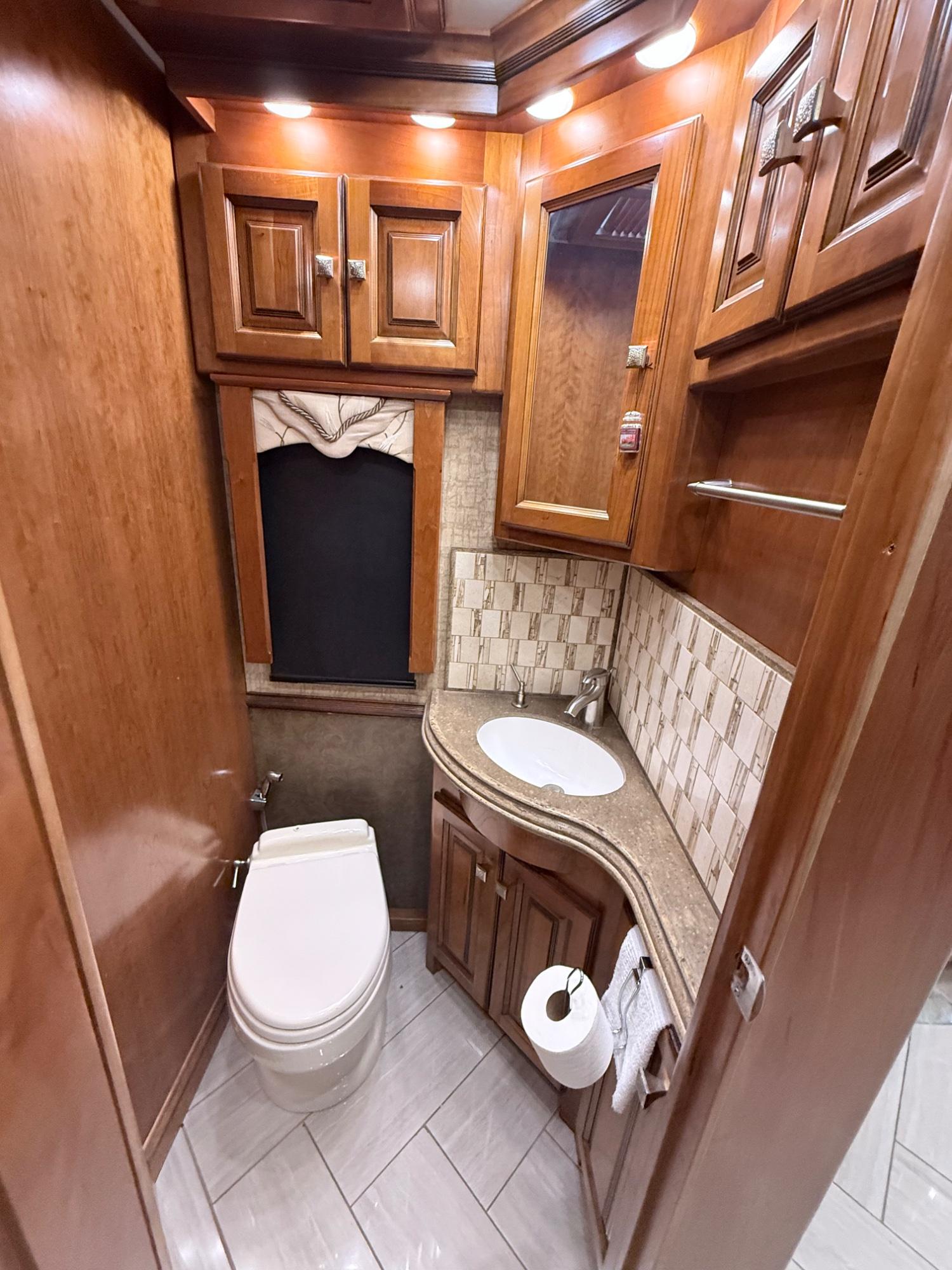 2015 TIFFIN MOTORHOMES 2015 TIFFIN MOTORHOMES ALLEGRO BUS - thumbnail 17