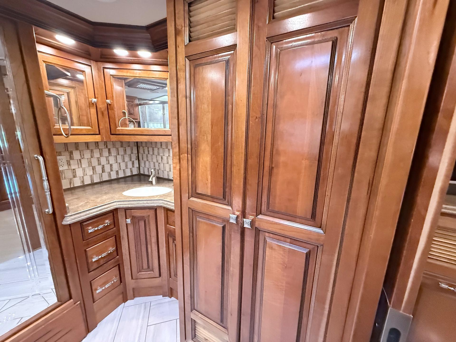 2015 TIFFIN MOTORHOMES 2015 TIFFIN MOTORHOMES ALLEGRO BUS - thumbnail 24