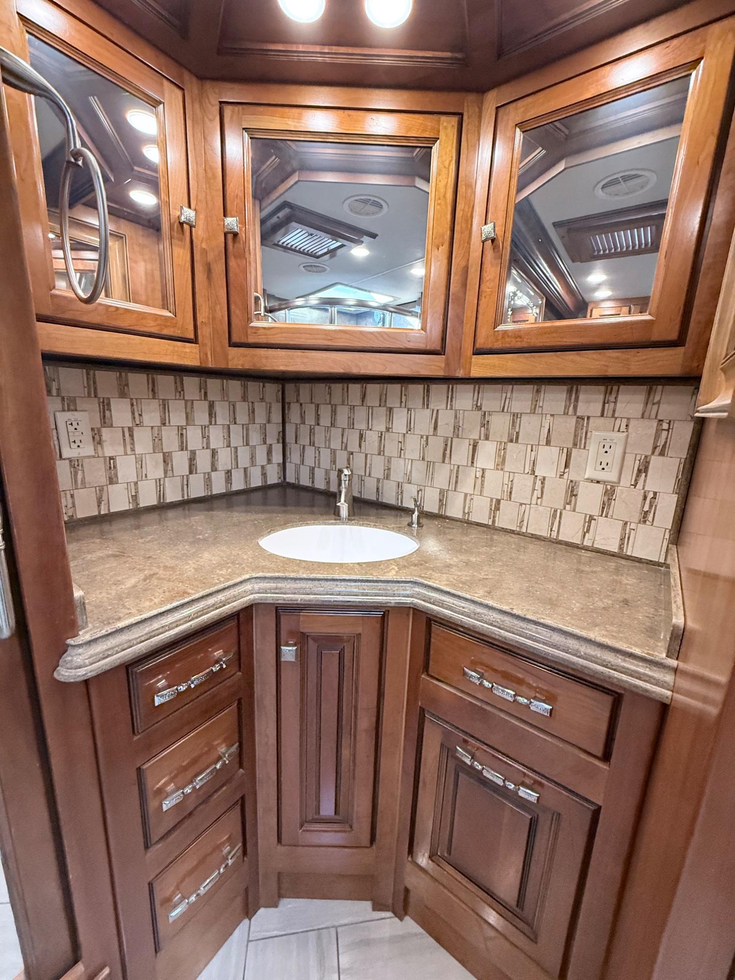2015 TIFFIN MOTORHOMES 2015 TIFFIN MOTORHOMES ALLEGRO BUS - thumbnail 26