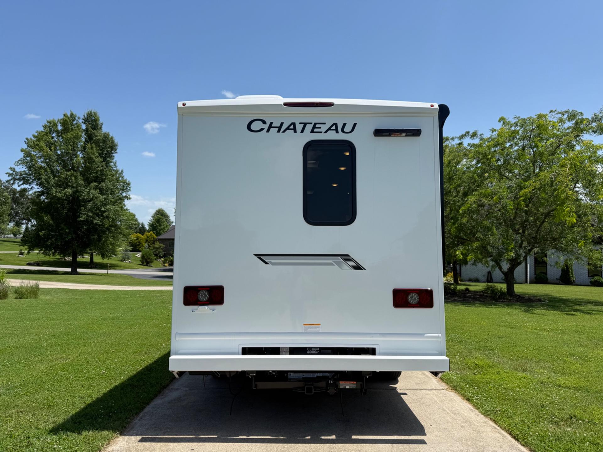 2026 Thor Motor Coach 2026 Thor Motor Coach Chateau - thumbnail 4