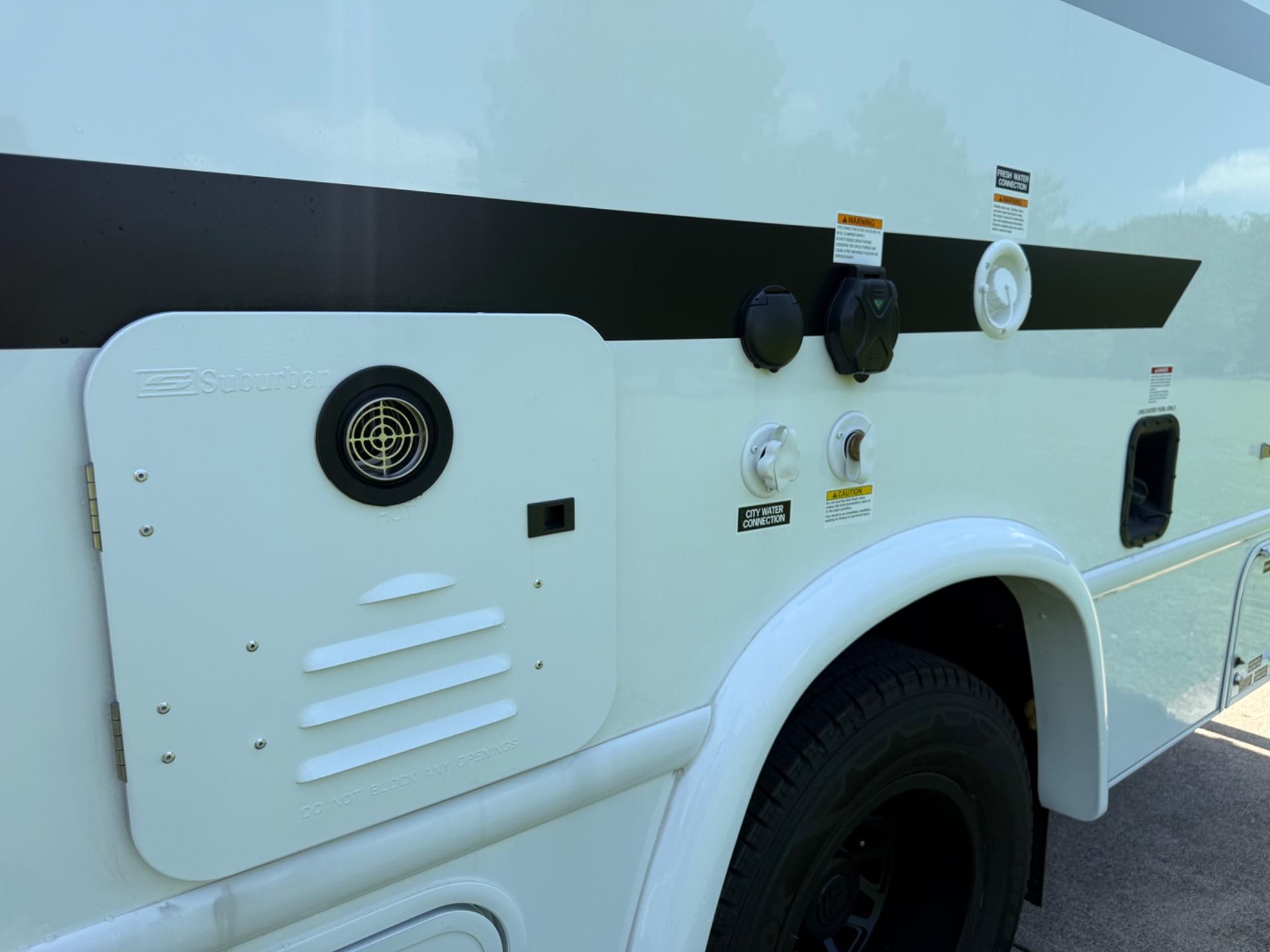 2026 Thor Motor Coach 2026 Thor Motor Coach Chateau - thumbnail 8