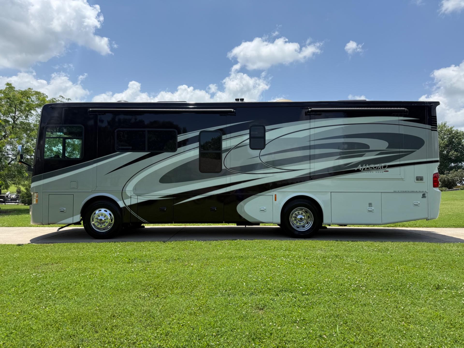2016 TIFFIN MOTORHOMES 2016 TIFFIN MOTORHOMES ALLEGRO RED - thumbnail 6
