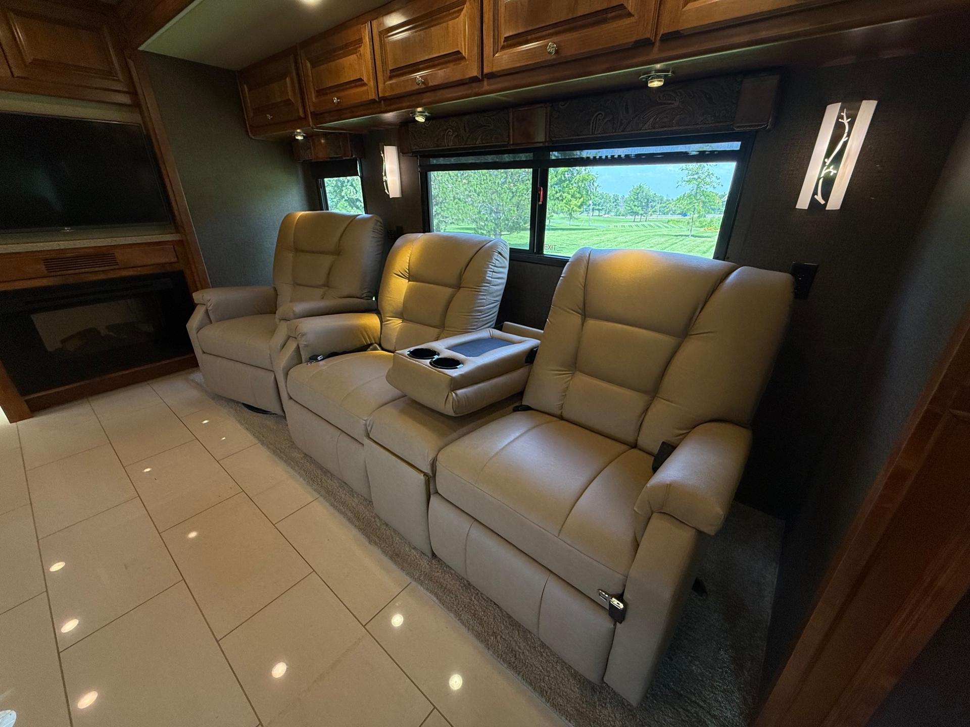 2016 TIFFIN MOTORHOMES 2016 TIFFIN MOTORHOMES ALLEGRO RED - thumbnail 9