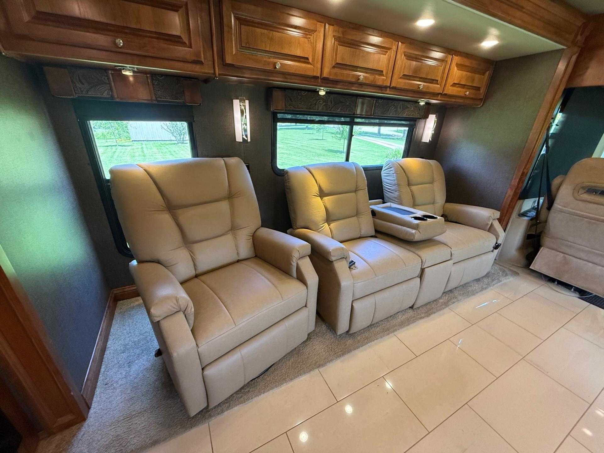 2016 TIFFIN MOTORHOMES 2016 TIFFIN MOTORHOMES ALLEGRO RED - thumbnail 10