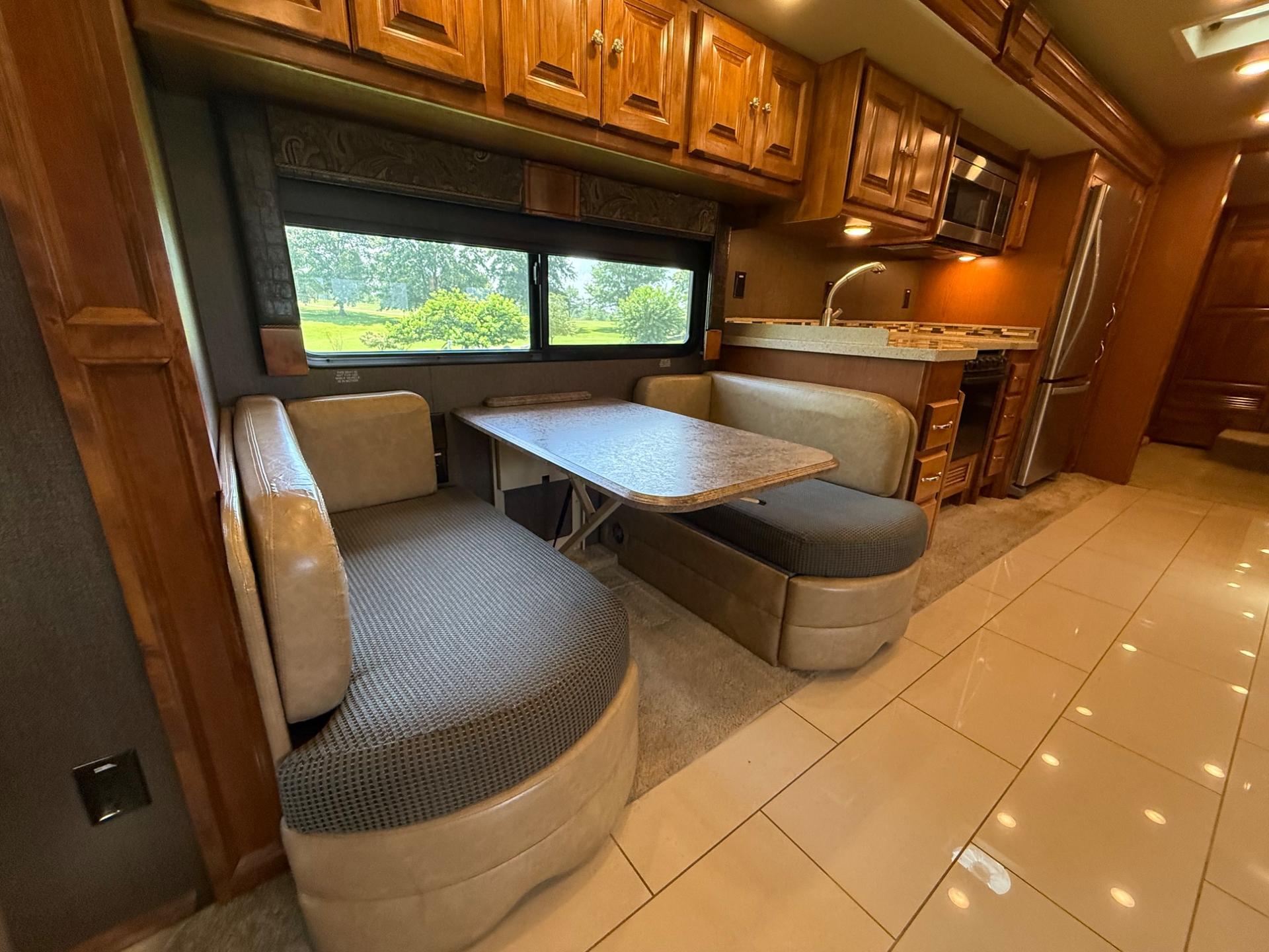 2016 TIFFIN MOTORHOMES 2016 TIFFIN MOTORHOMES ALLEGRO RED - thumbnail 11