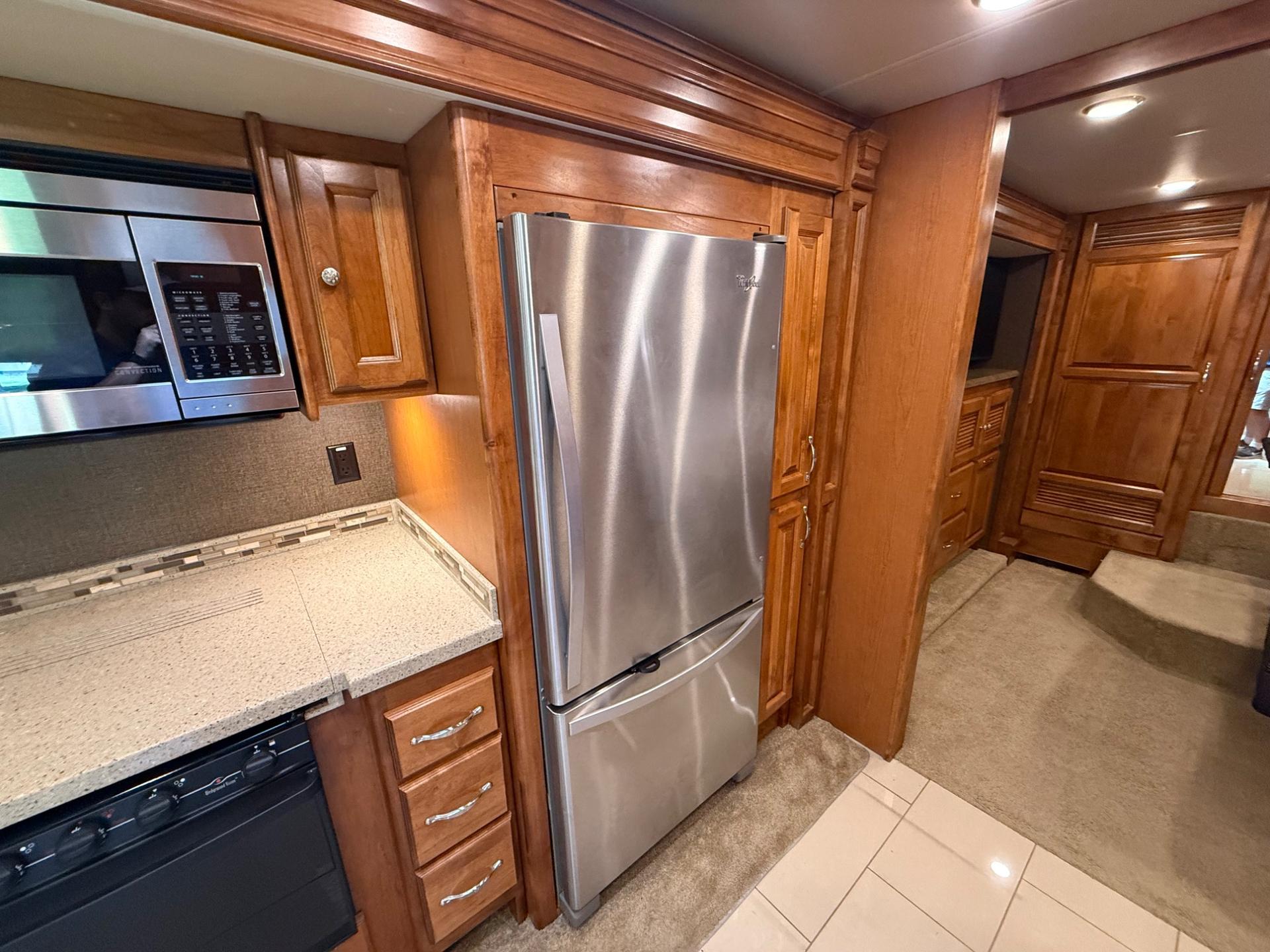 2016 TIFFIN MOTORHOMES 2016 TIFFIN MOTORHOMES ALLEGRO RED - thumbnail 20