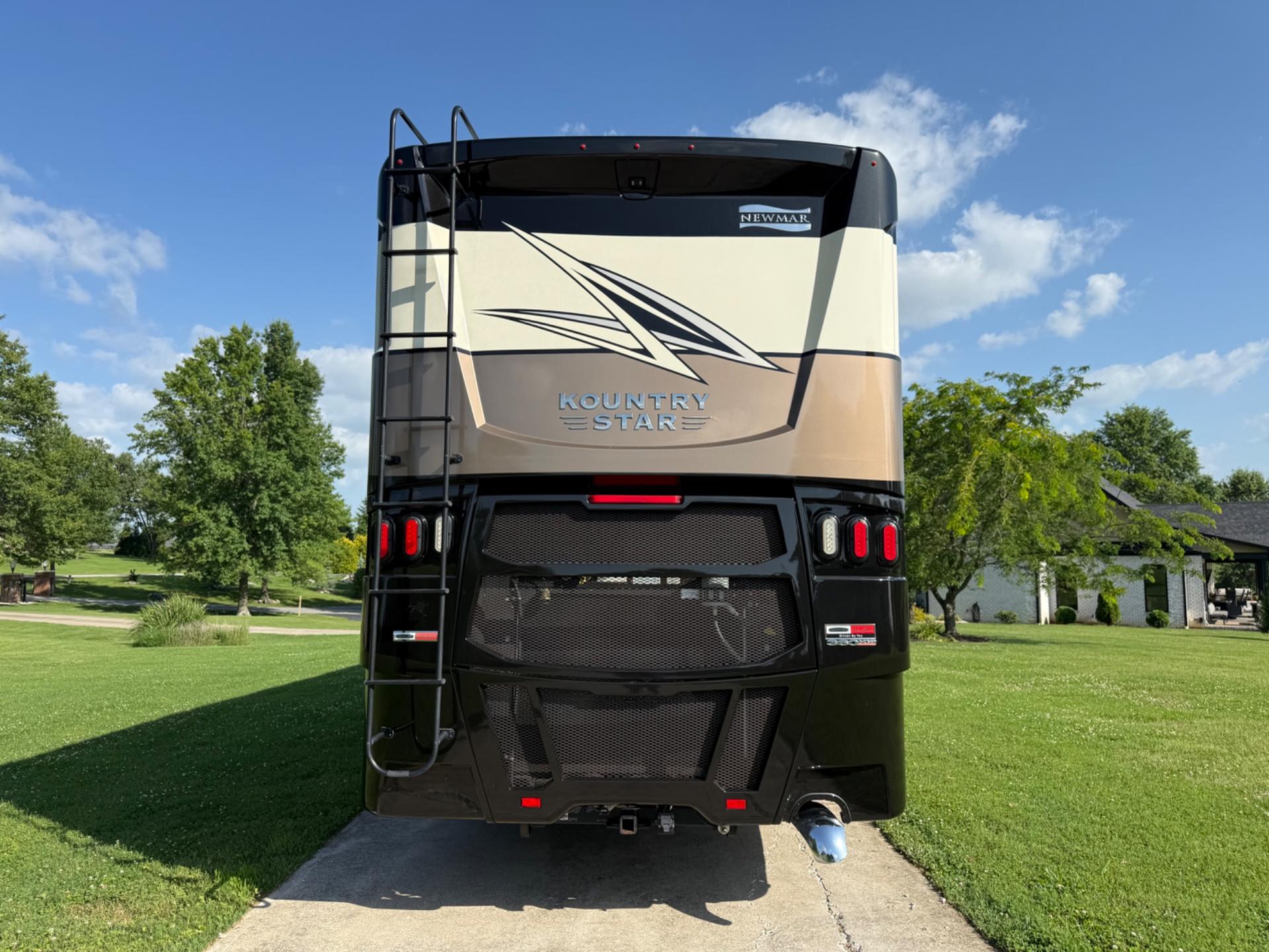 2020 Newmar  2020 Newmar  Kountry Star  - thumbnail 3