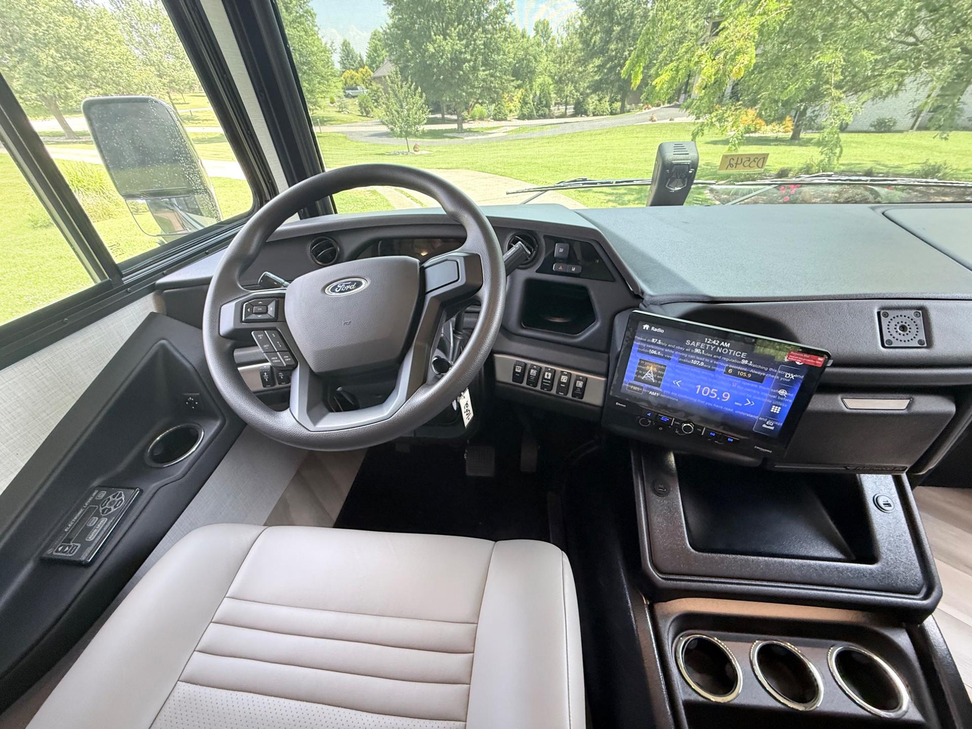 2027 FLEETWOOD 2027 FLEETWOOD BOUNDER - thumbnail 12