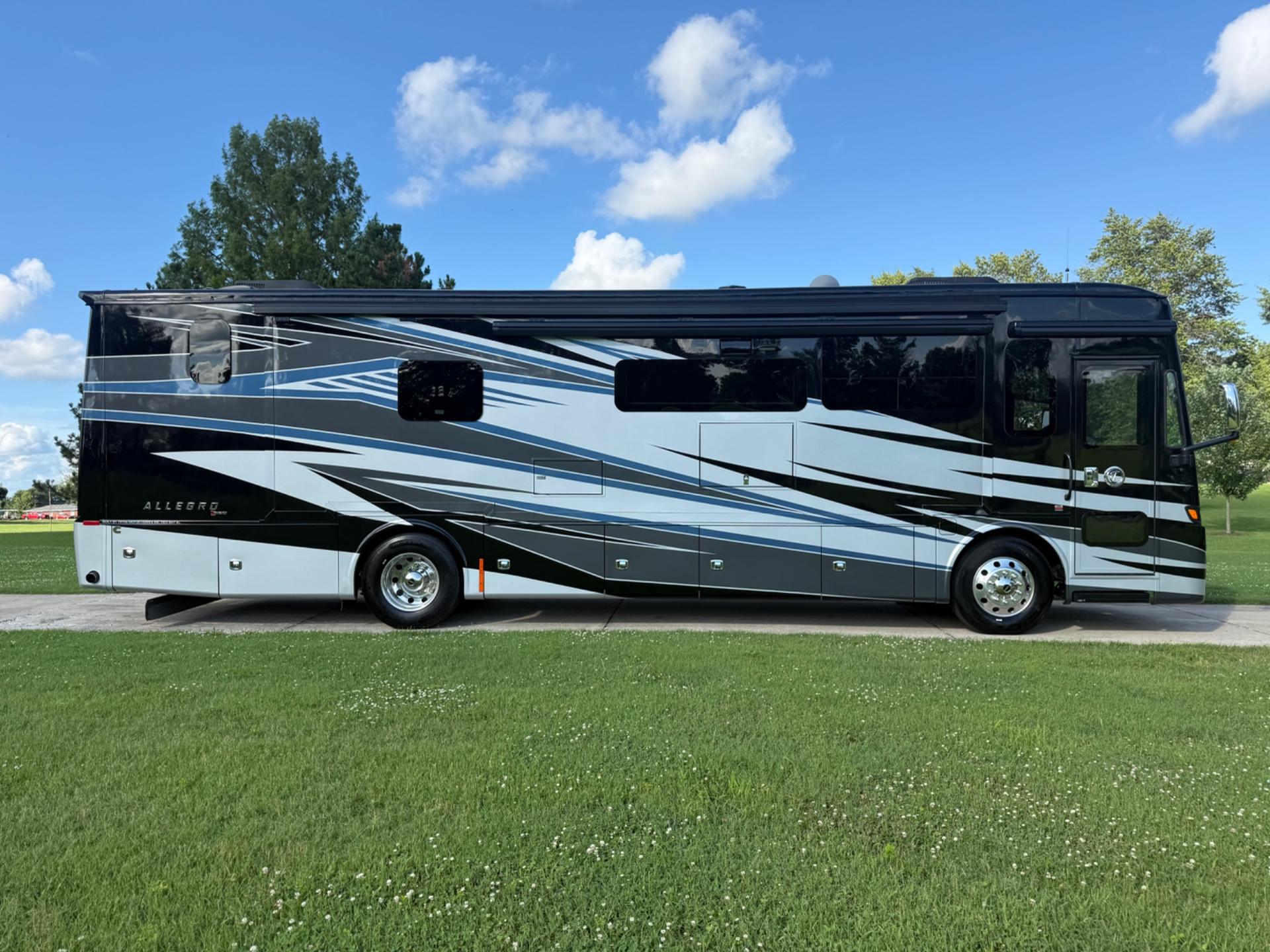 2025 TIFFIN MOTORHOMES 2025 TIFFIN MOTORHOMES ALLEGRO RED - thumbnail 2