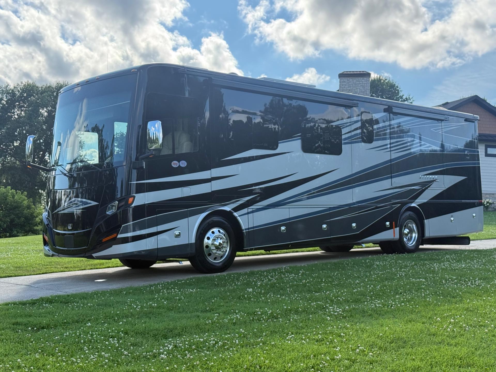 2025 TIFFIN MOTORHOMES 2025 TIFFIN MOTORHOMES ALLEGRO RED - thumbnail 8