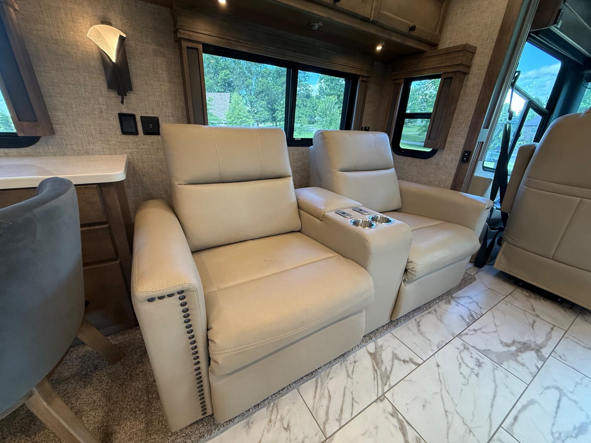 2025 TIFFIN MOTORHOMES 2025 TIFFIN MOTORHOMES ALLEGRO RED - thumbnail 20