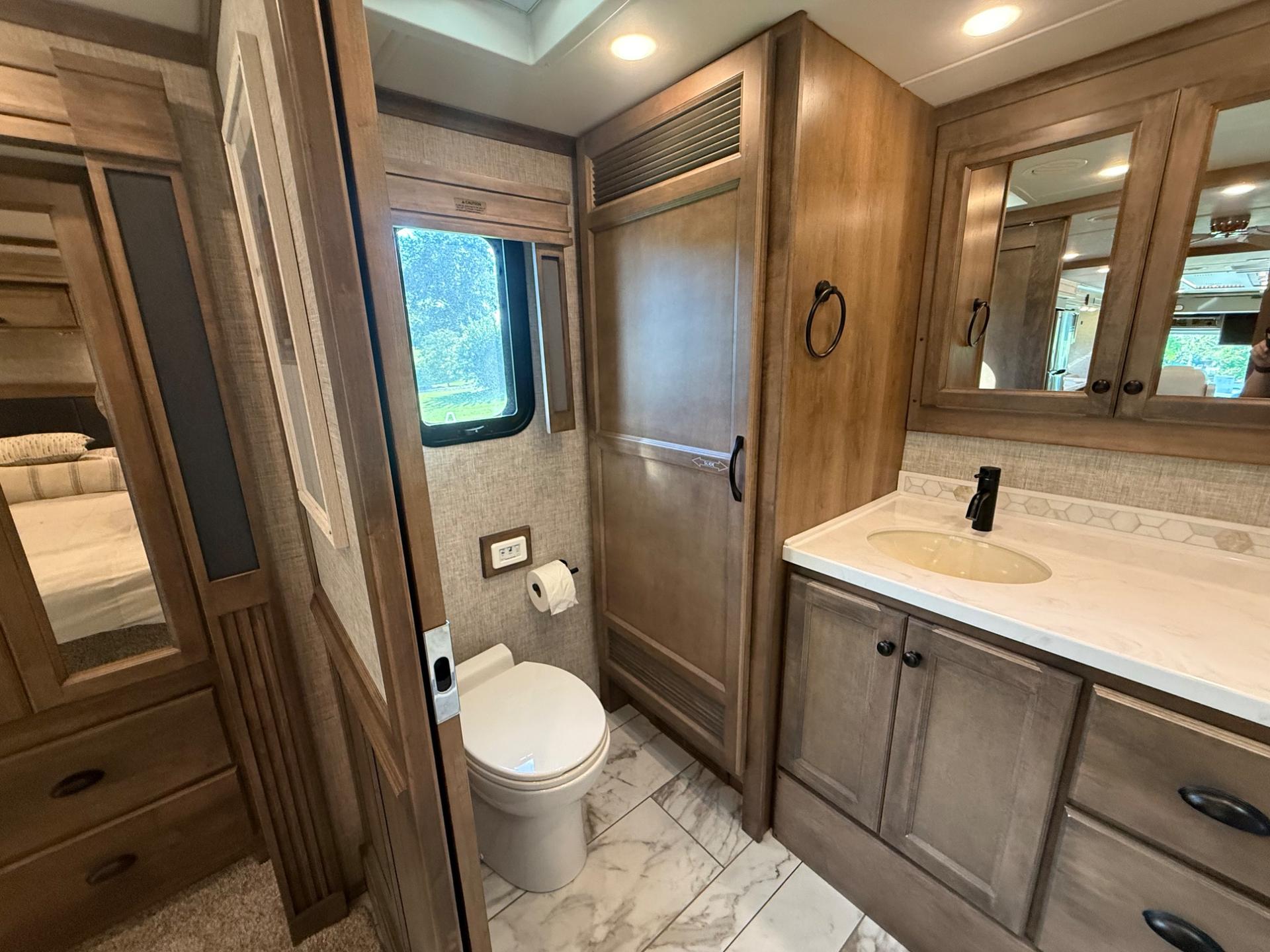2025 TIFFIN MOTORHOMES 2025 TIFFIN MOTORHOMES ALLEGRO RED - thumbnail 45