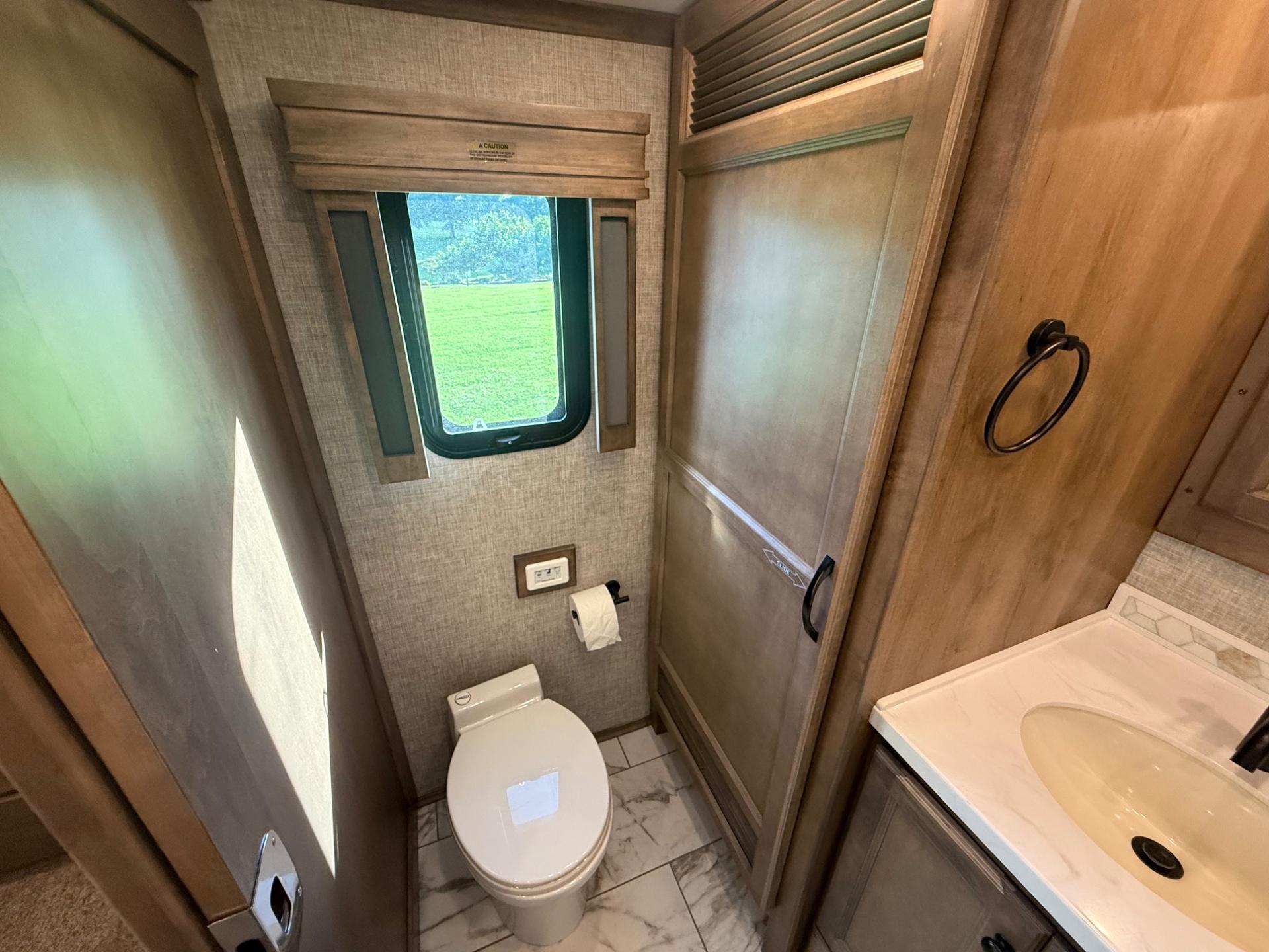 2025 TIFFIN MOTORHOMES 2025 TIFFIN MOTORHOMES ALLEGRO RED - thumbnail 46