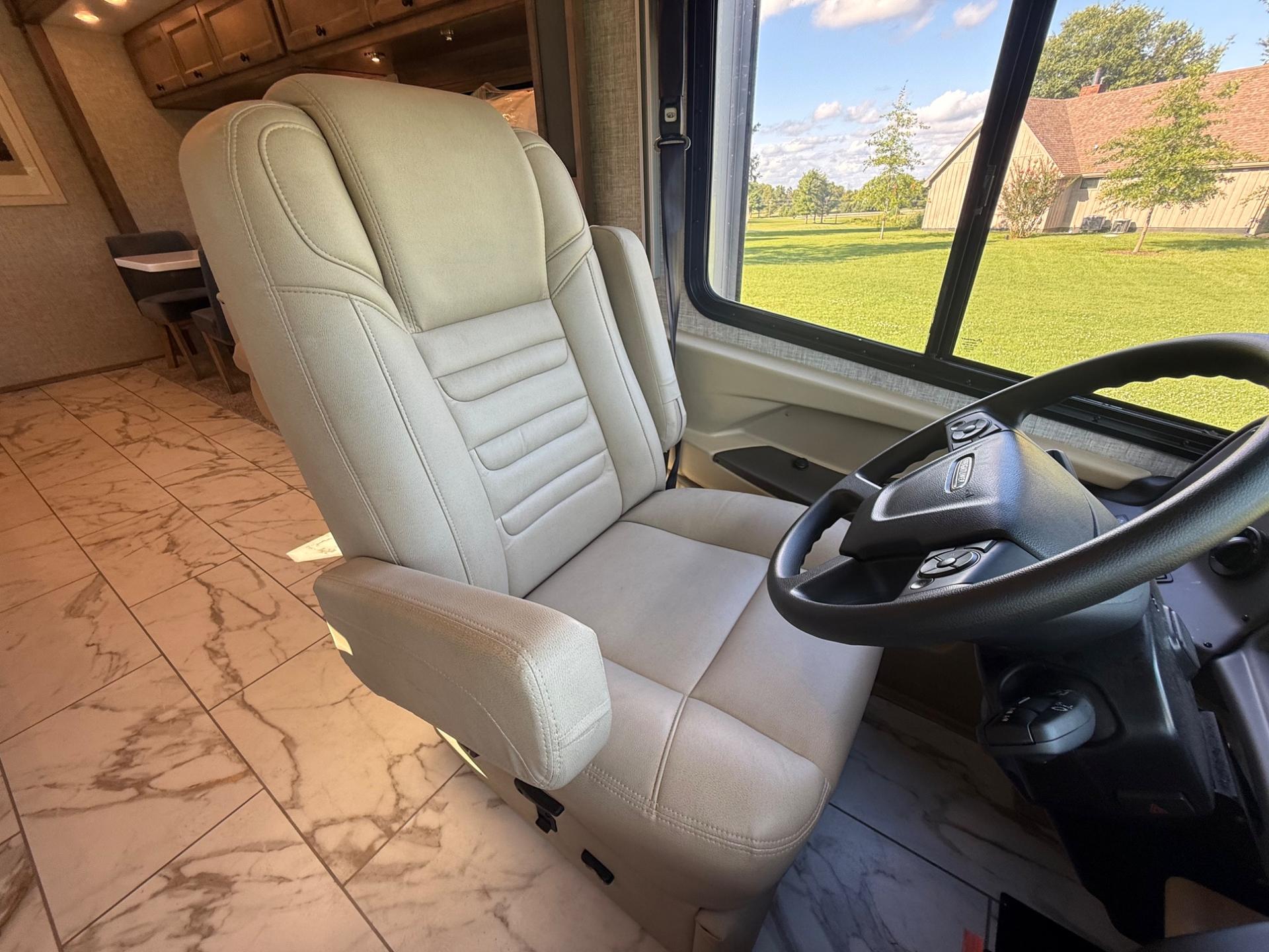 2025 TIFFIN MOTORHOMES 2025 TIFFIN MOTORHOMES ALLEGRO RED - thumbnail 56