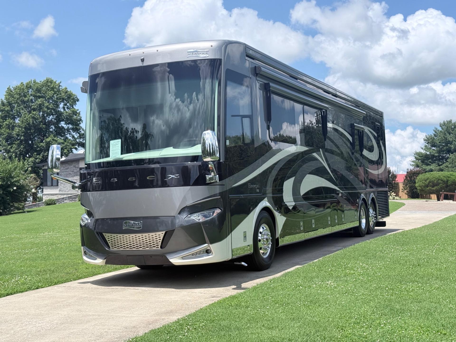 2019 Newmar 2019 Newmar Essex - thumbnail 4