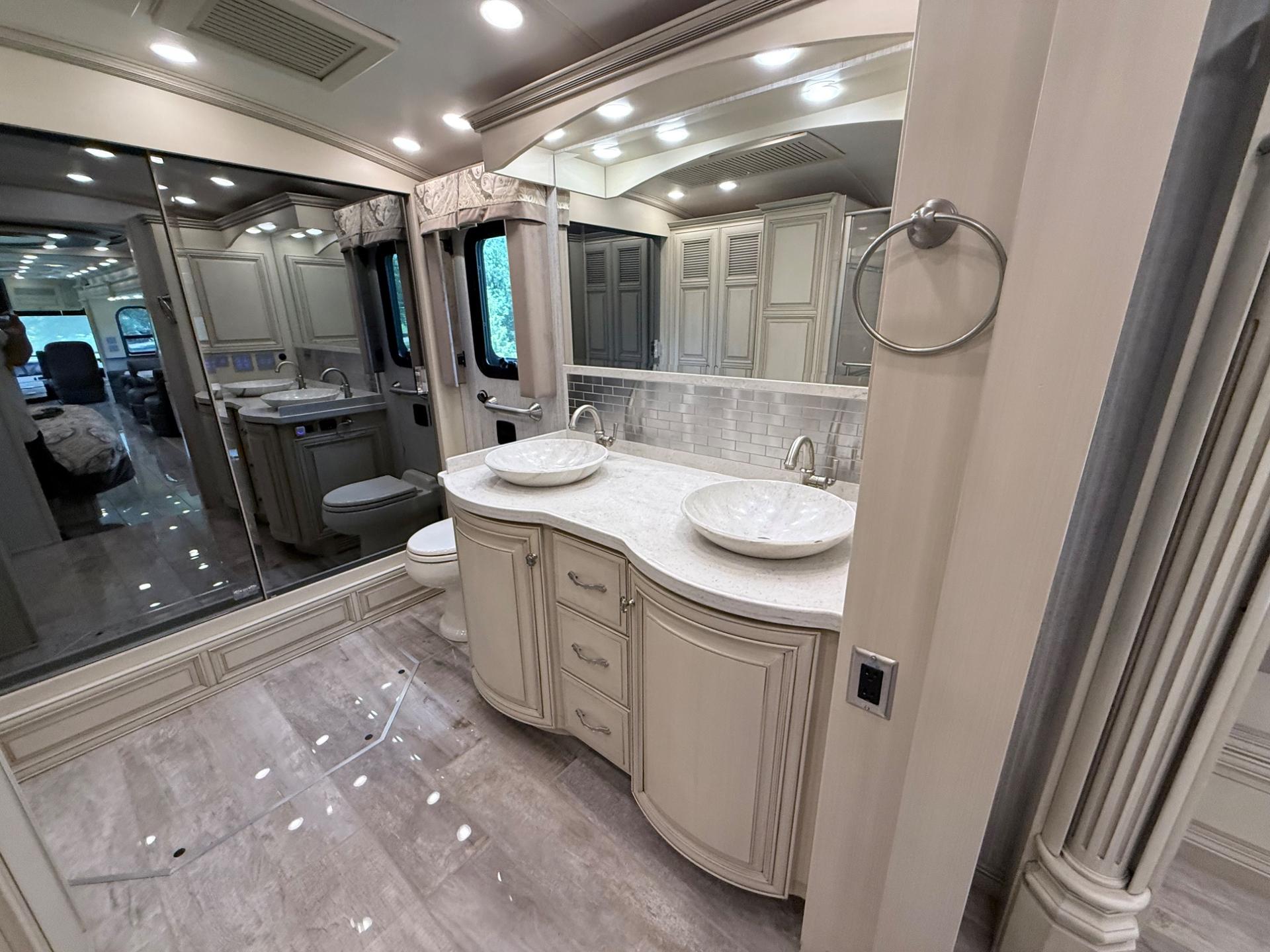 2019 Newmar 2019 Newmar Essex - thumbnail 37