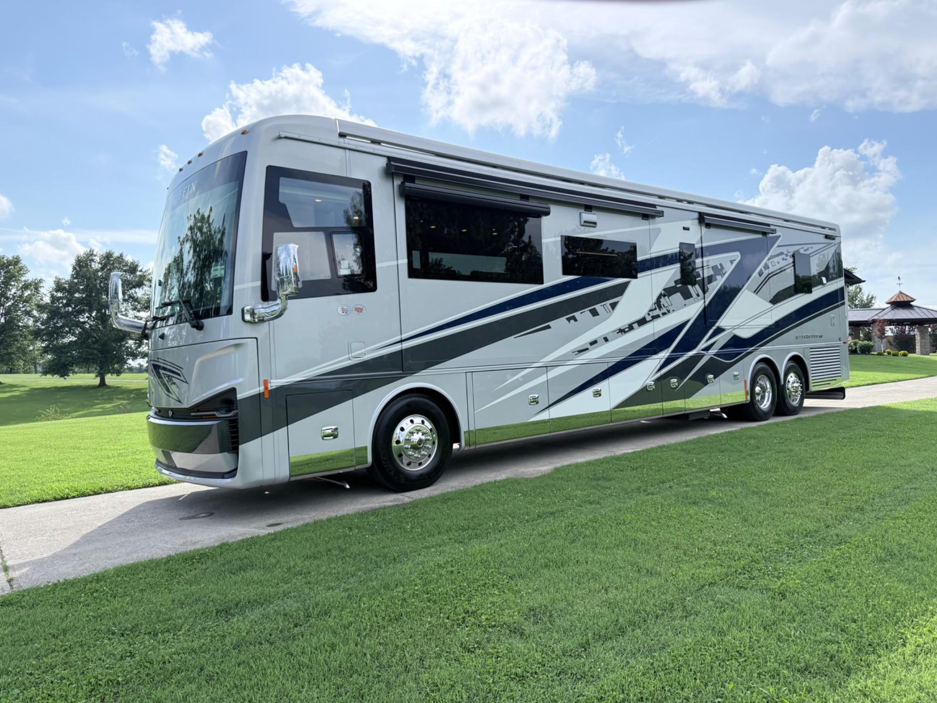 2027 Tiffin Motorhomes 2027 Tiffin Motorhomes Allegro Bus - thumbnail 7