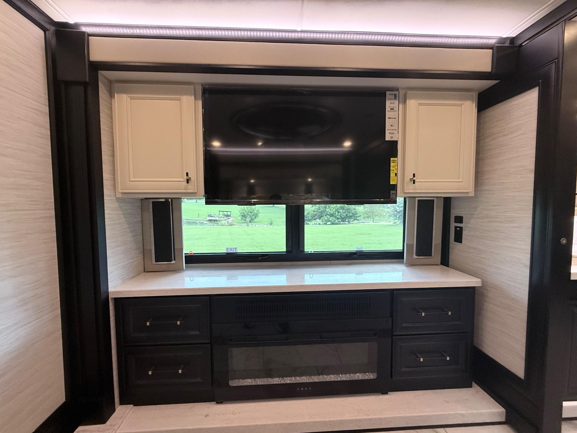 2027 Tiffin Motorhomes 2027 Tiffin Motorhomes Allegro Bus - thumbnail 34