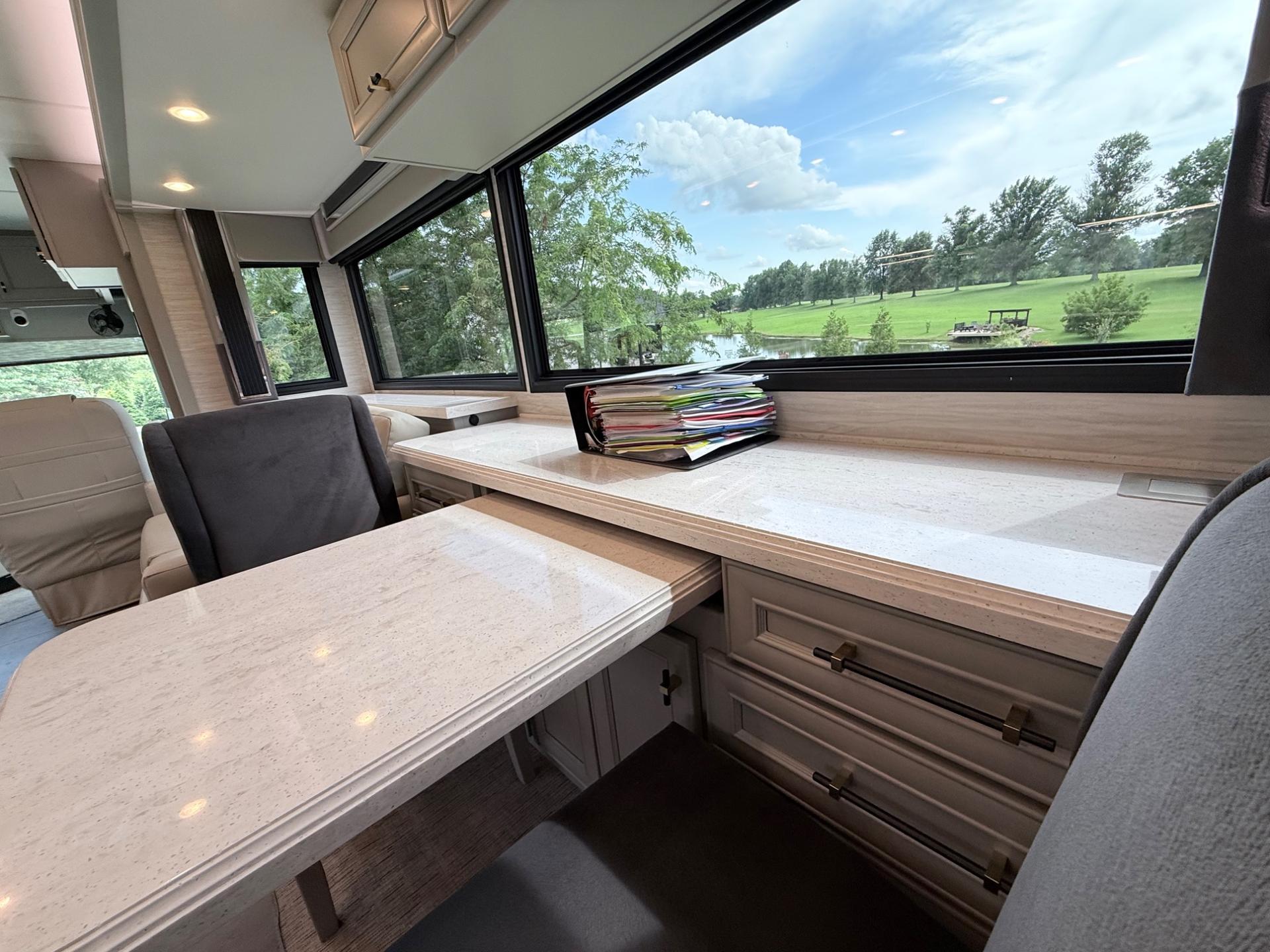 2026 Tiffin Motorhomes 2026 Tiffin Motorhomes Allegro Bus  - thumbnail 27