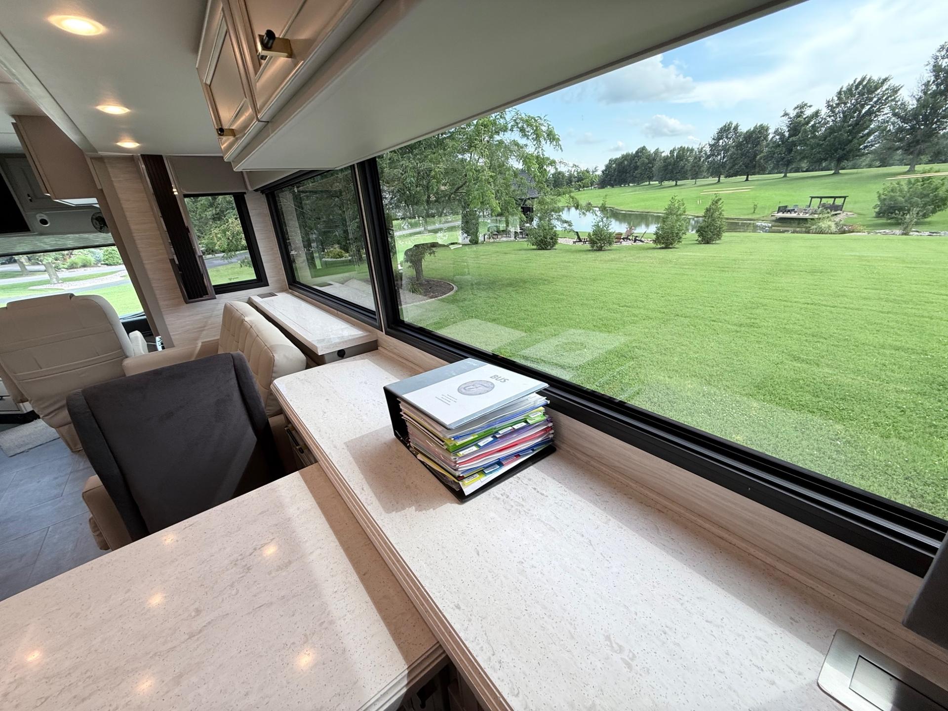 2026 Tiffin Motorhomes 2026 Tiffin Motorhomes Allegro Bus  - thumbnail 28