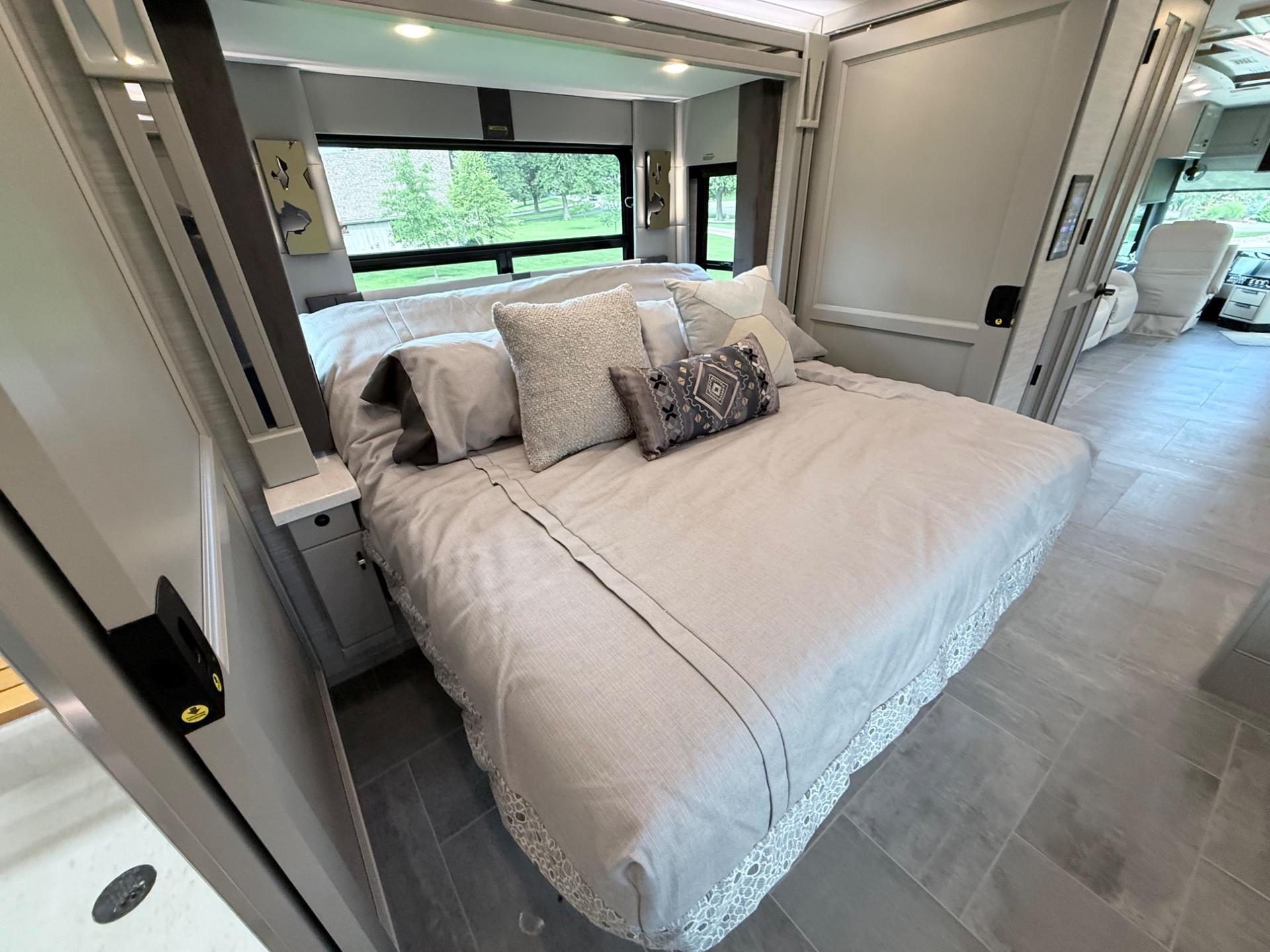 2026 Tiffin Motorhomes 2026 Tiffin Motorhomes Allegro Bus  - thumbnail 37