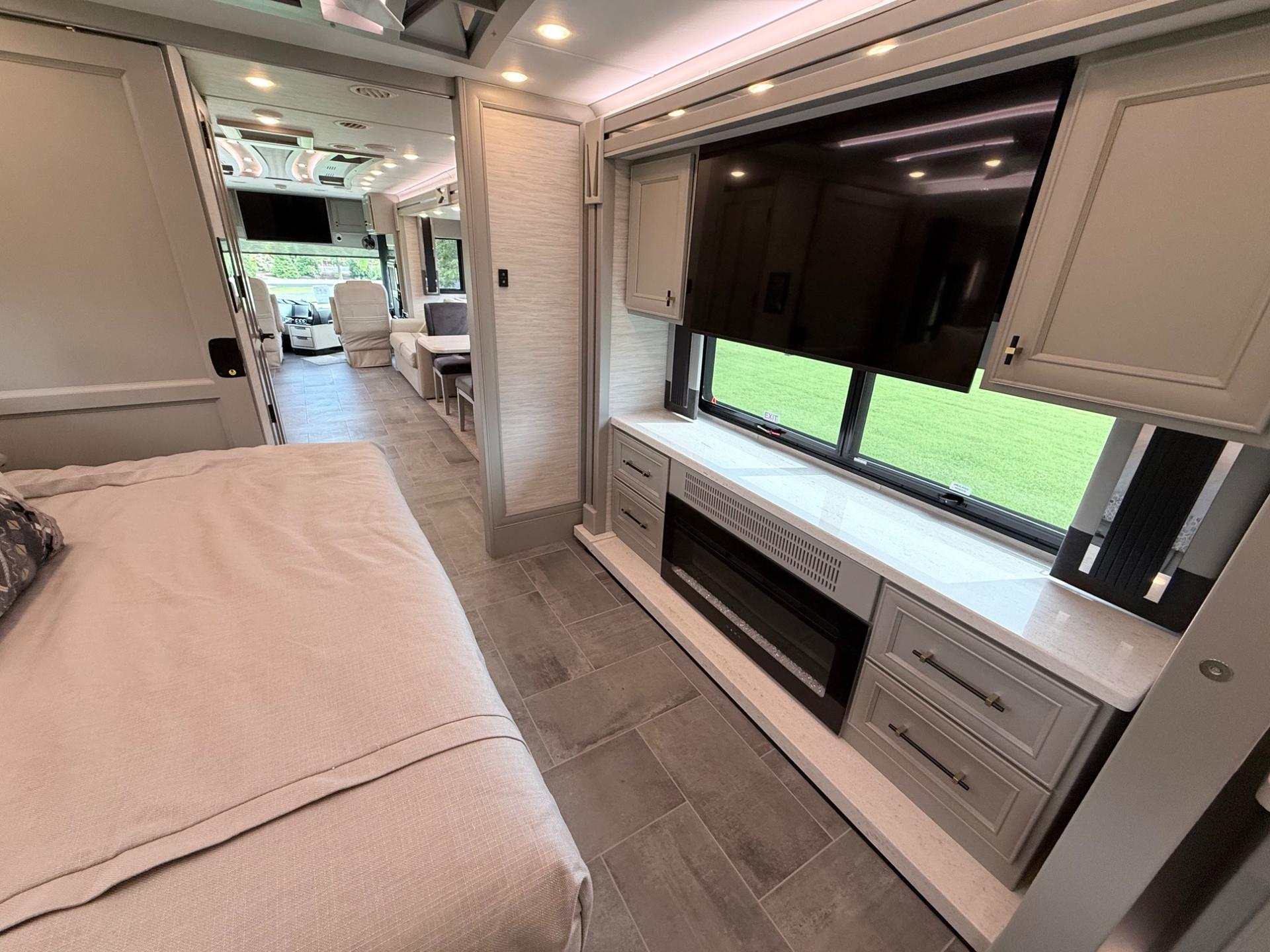 2026 Tiffin Motorhomes 2026 Tiffin Motorhomes Allegro Bus  - thumbnail 38