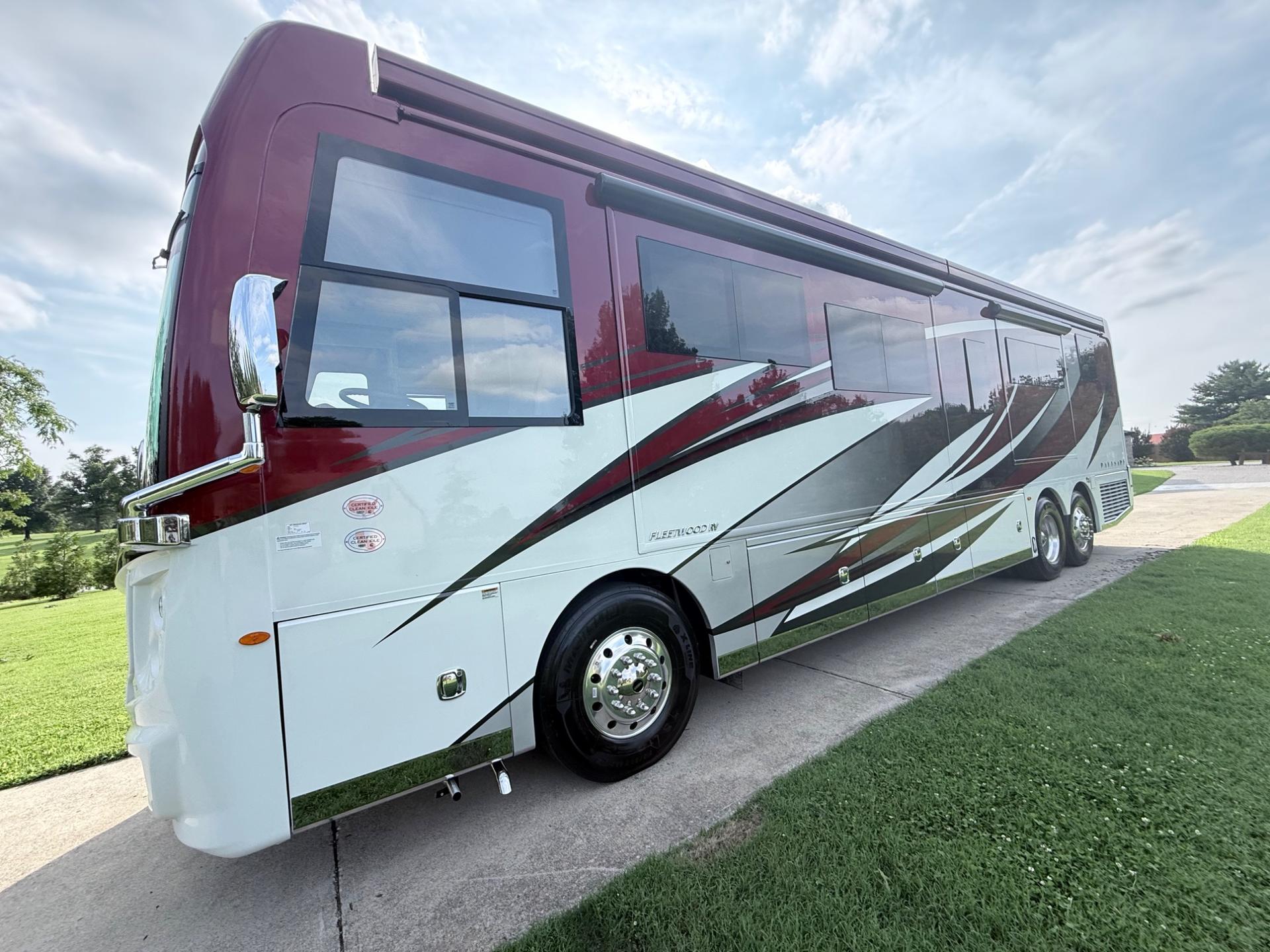 2027 Fleetwood  2027 Fleetwood  Palisade - thumbnail 7
