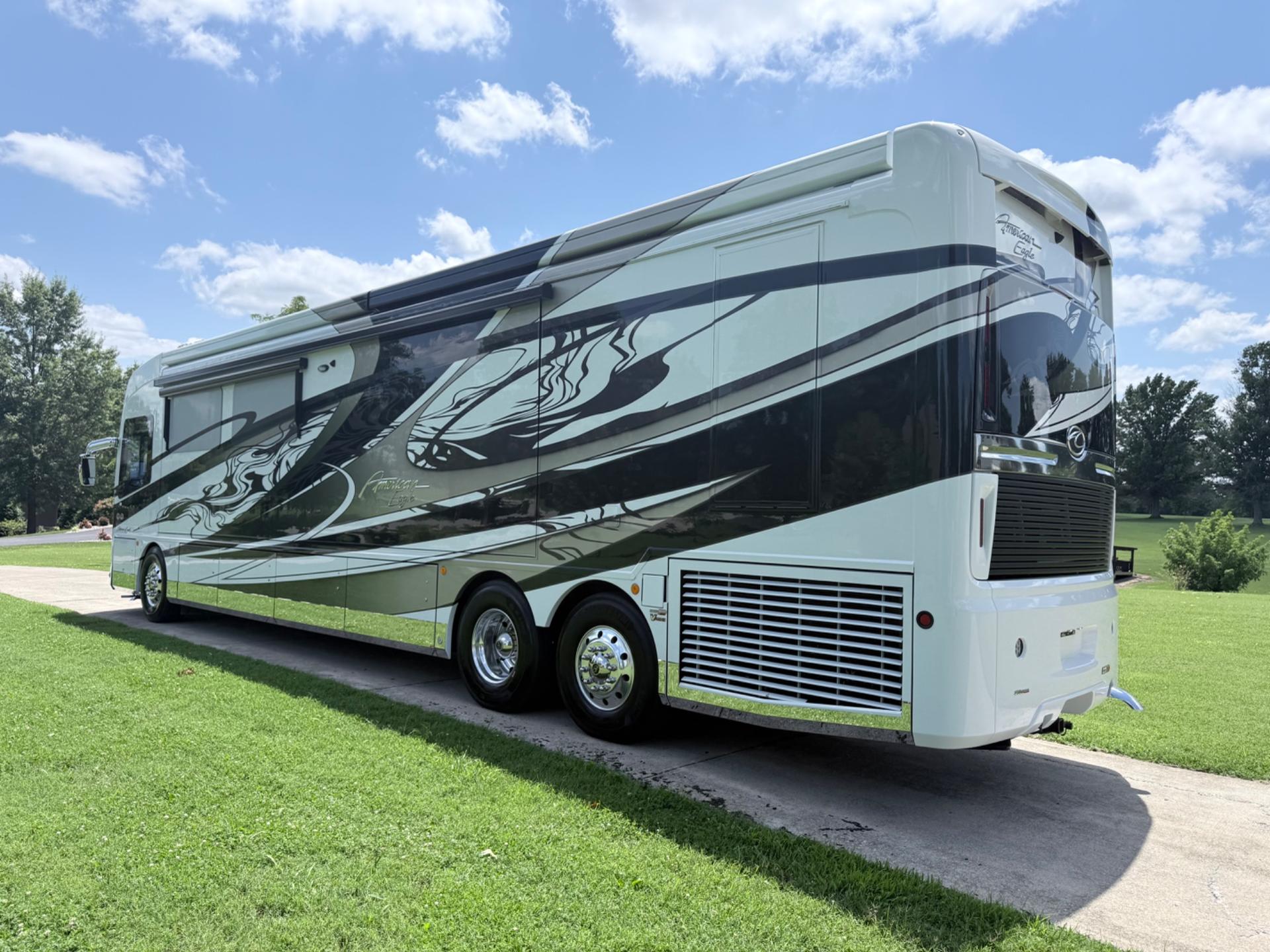 2027 American Coach 2027 American Coach American Eagle - thumbnail 5