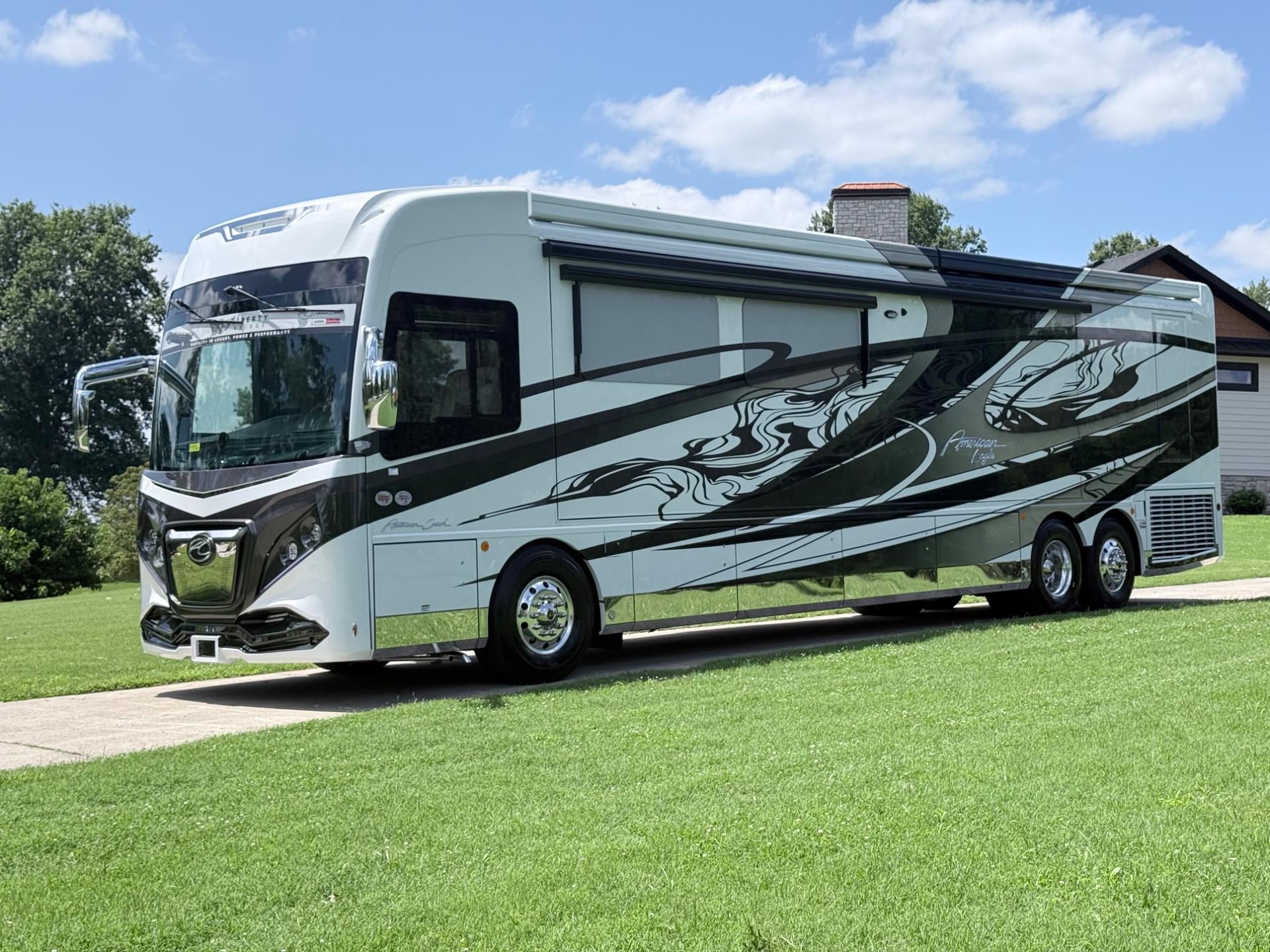 2027 American Coach 2027 American Coach American Eagle - thumbnail 7