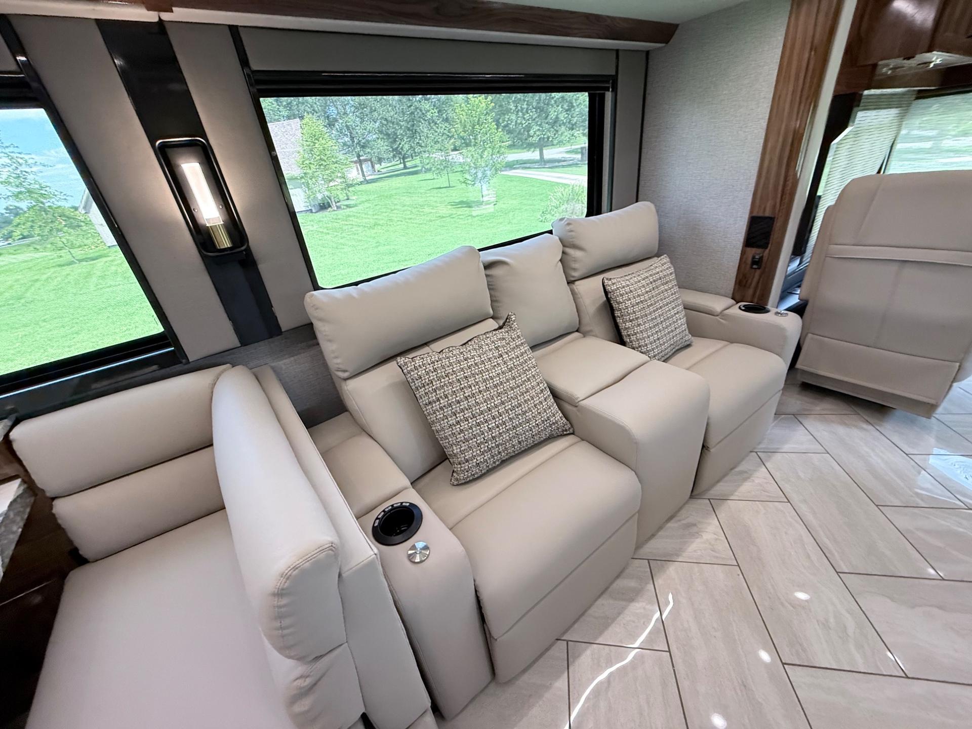 2027 American Coach 2027 American Coach American Eagle - thumbnail 20