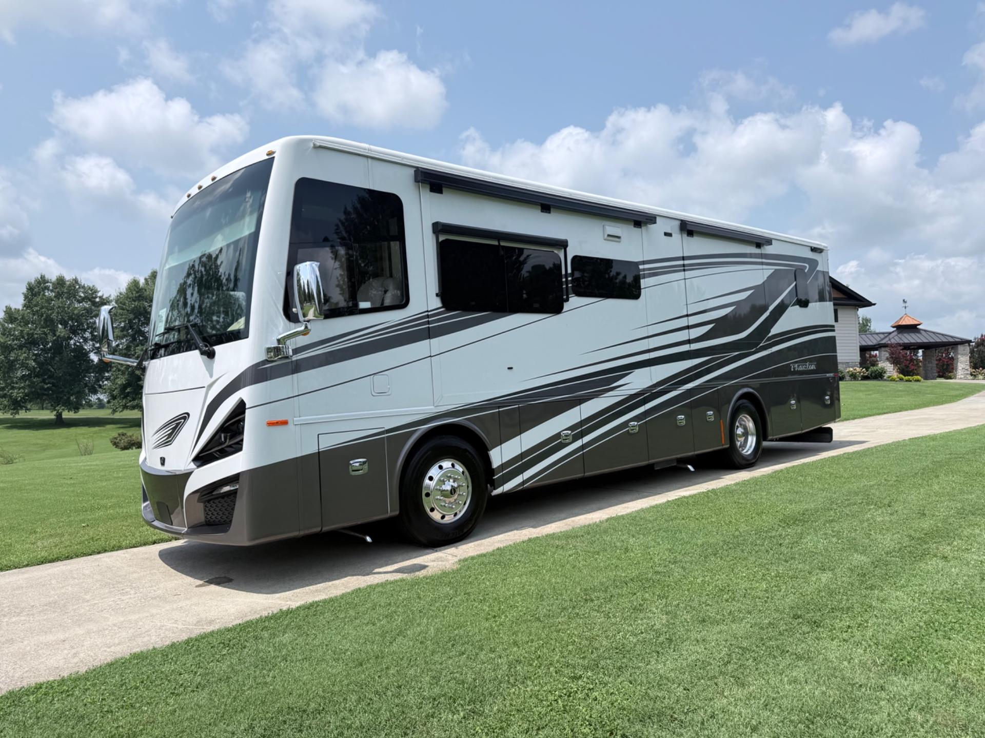 2024 Tiffin Motorhomes 2024 Tiffin Motorhomes Phaeton - thumbnail 8