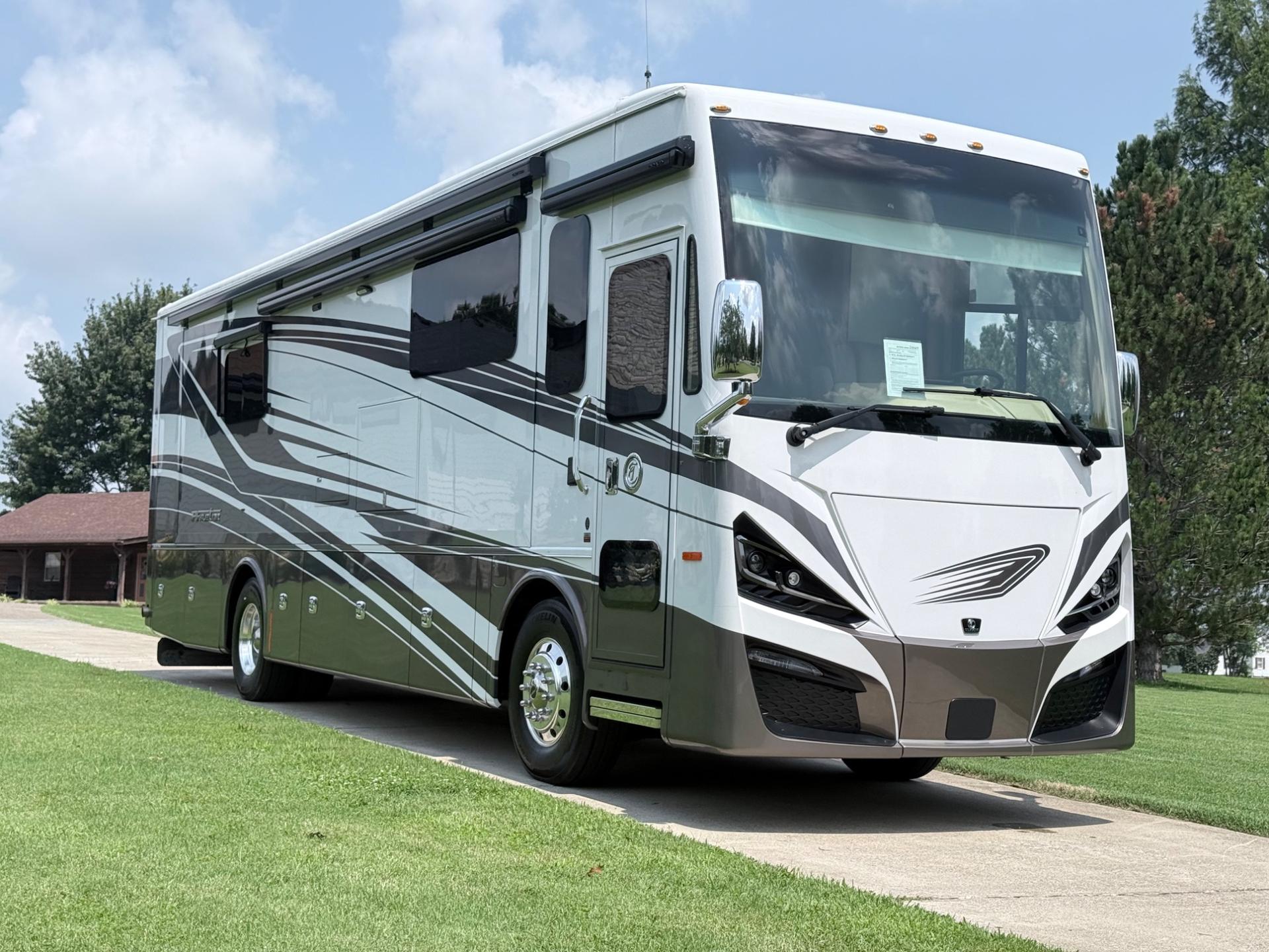 2024 Tiffin Motorhomes 2024 Tiffin Motorhomes Phaeton - thumbnail 11