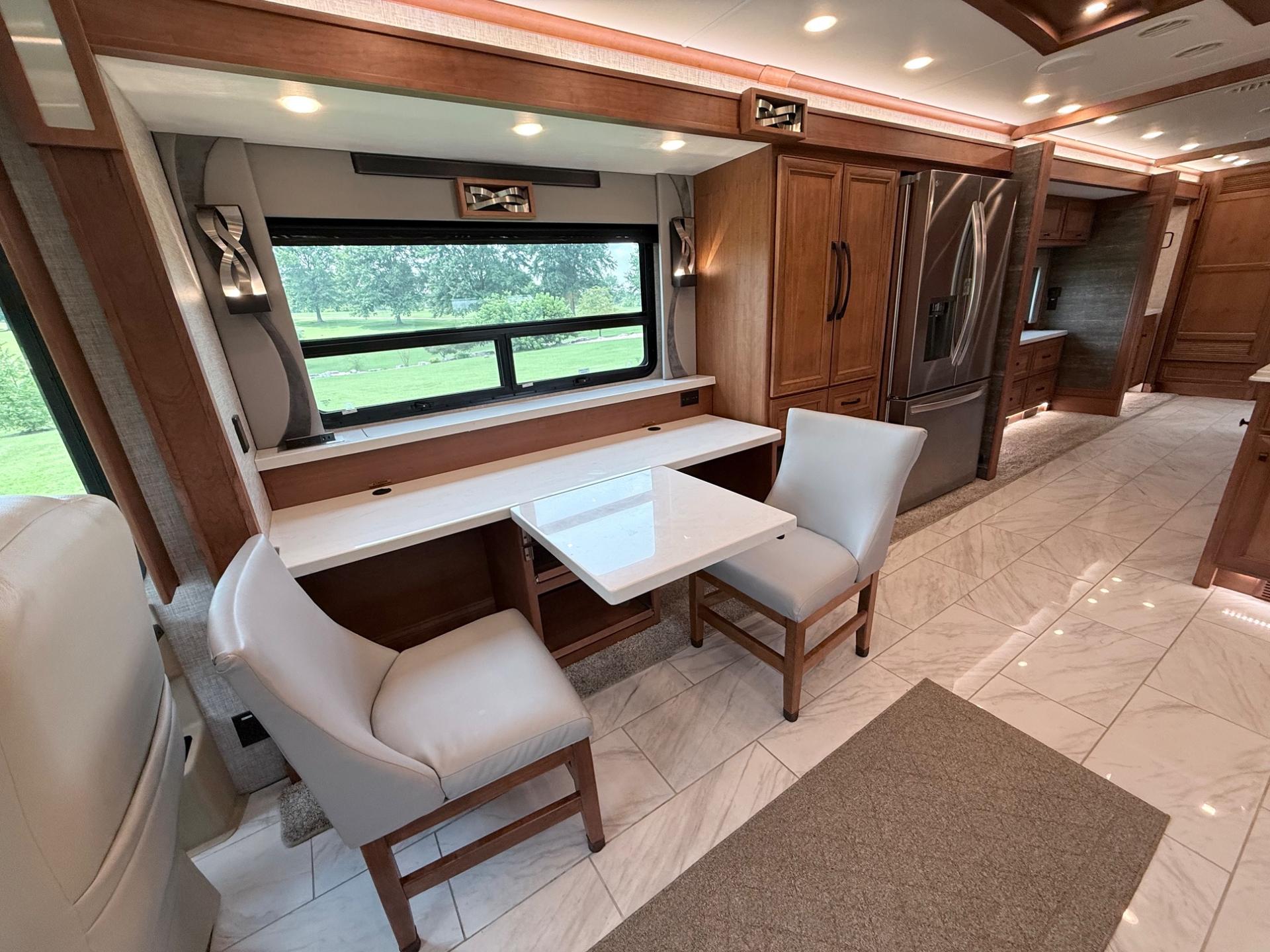 2024 Tiffin Motorhomes 2024 Tiffin Motorhomes Phaeton - thumbnail 12