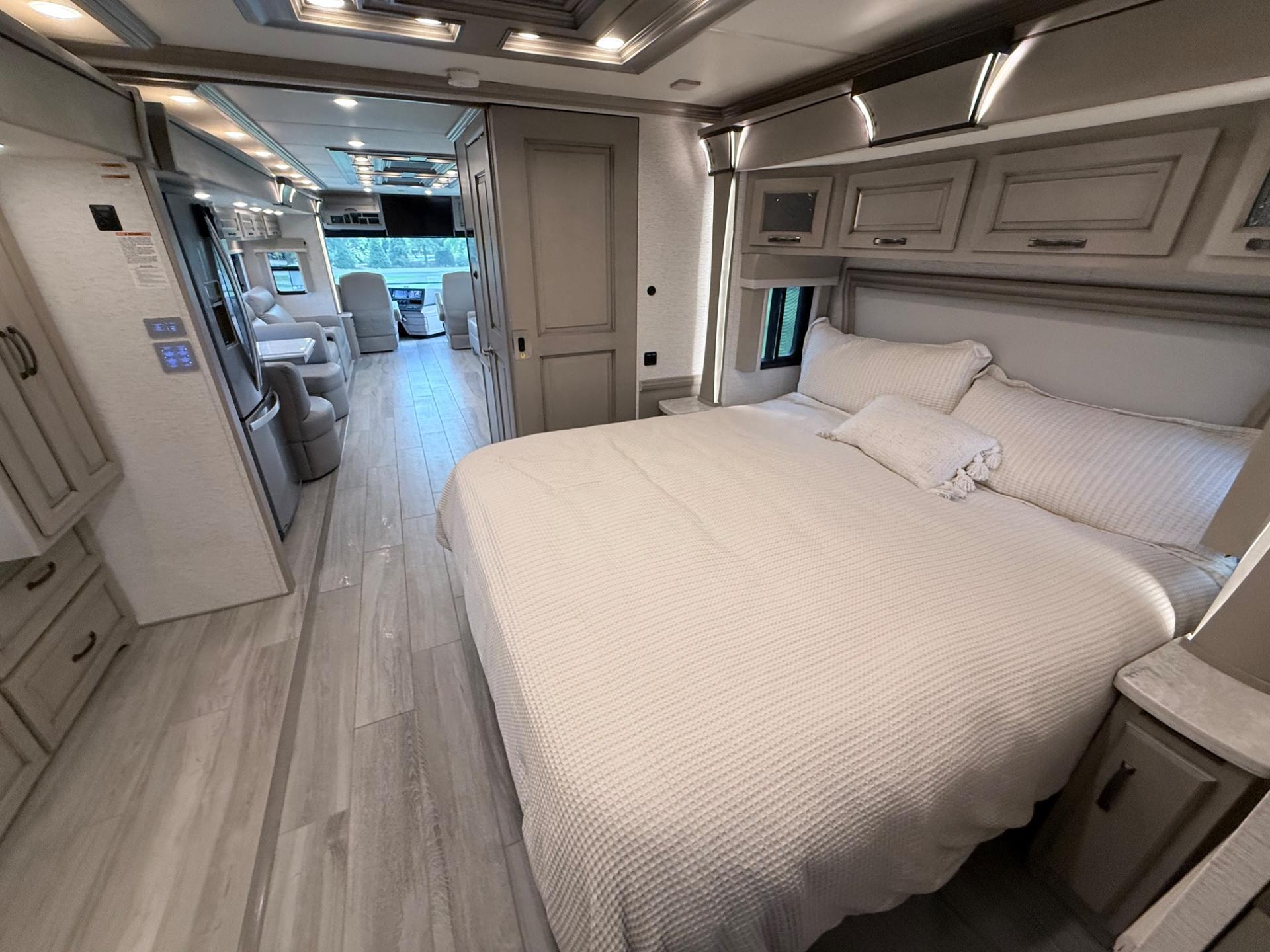 2024 Newmar 2024 Newmar Dutchstar  - thumbnail 38