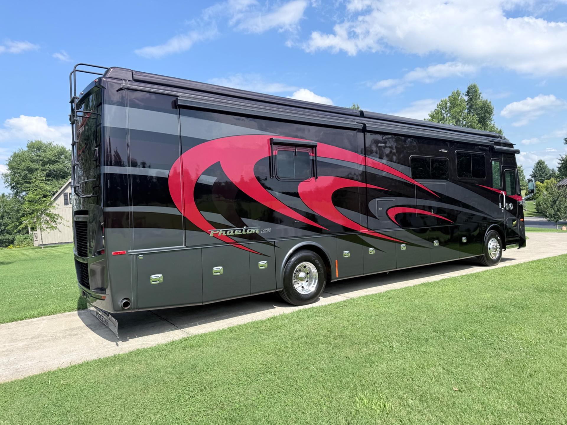 2021 TIFFIN MOTORHOMES 2021 TIFFIN MOTORHOMES PHAETON - thumbnail 3