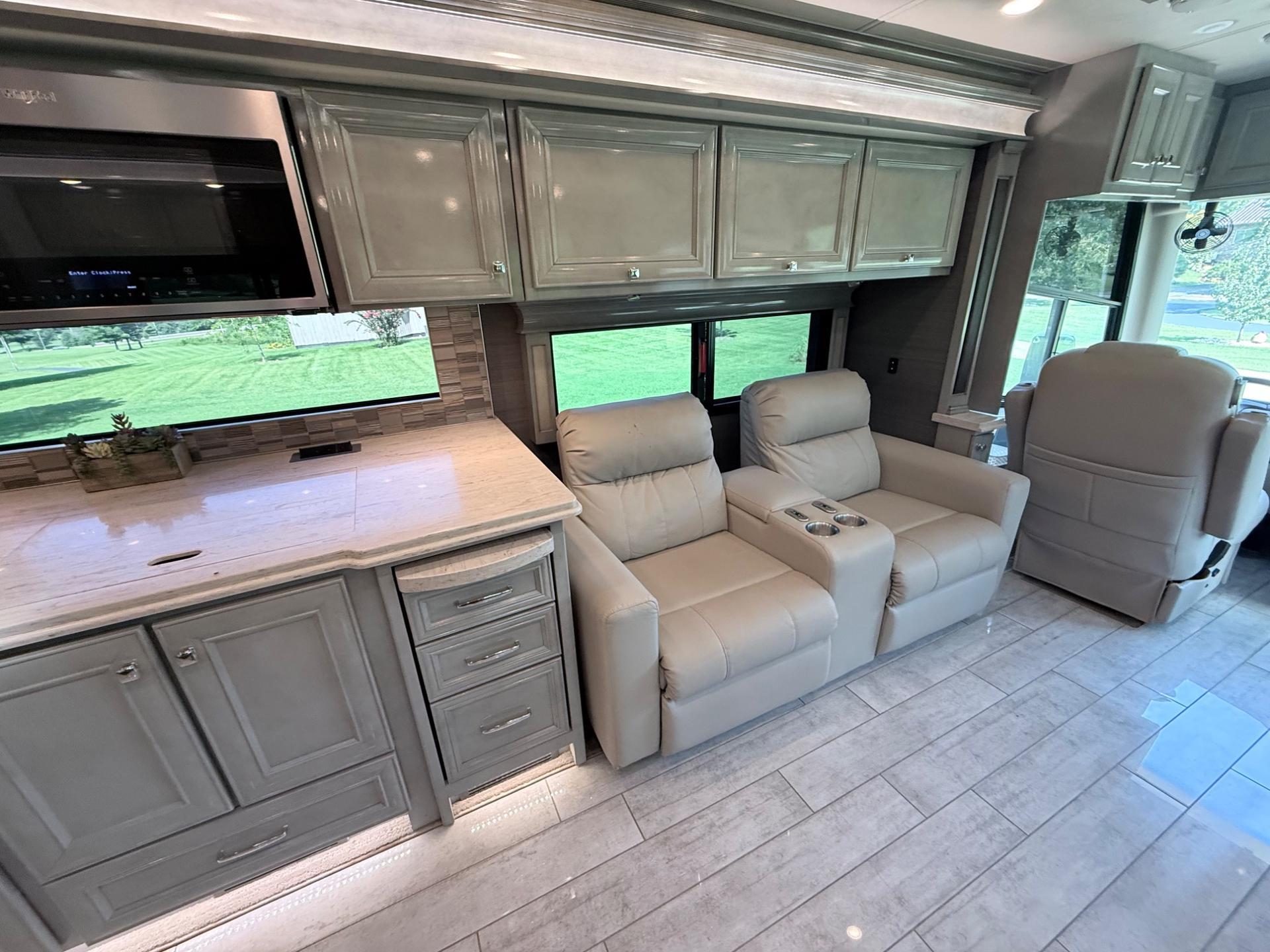 2021 TIFFIN MOTORHOMES 2021 TIFFIN MOTORHOMES PHAETON - thumbnail 16