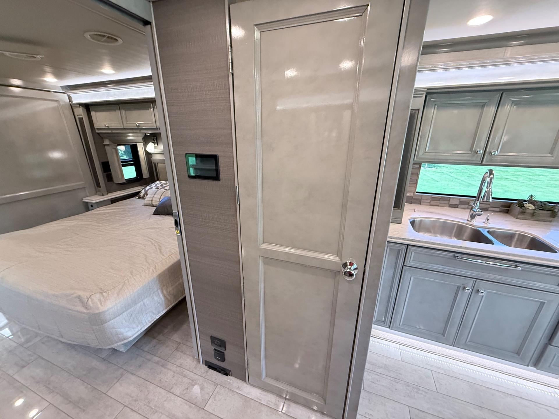 2021 TIFFIN MOTORHOMES 2021 TIFFIN MOTORHOMES PHAETON - thumbnail 20
